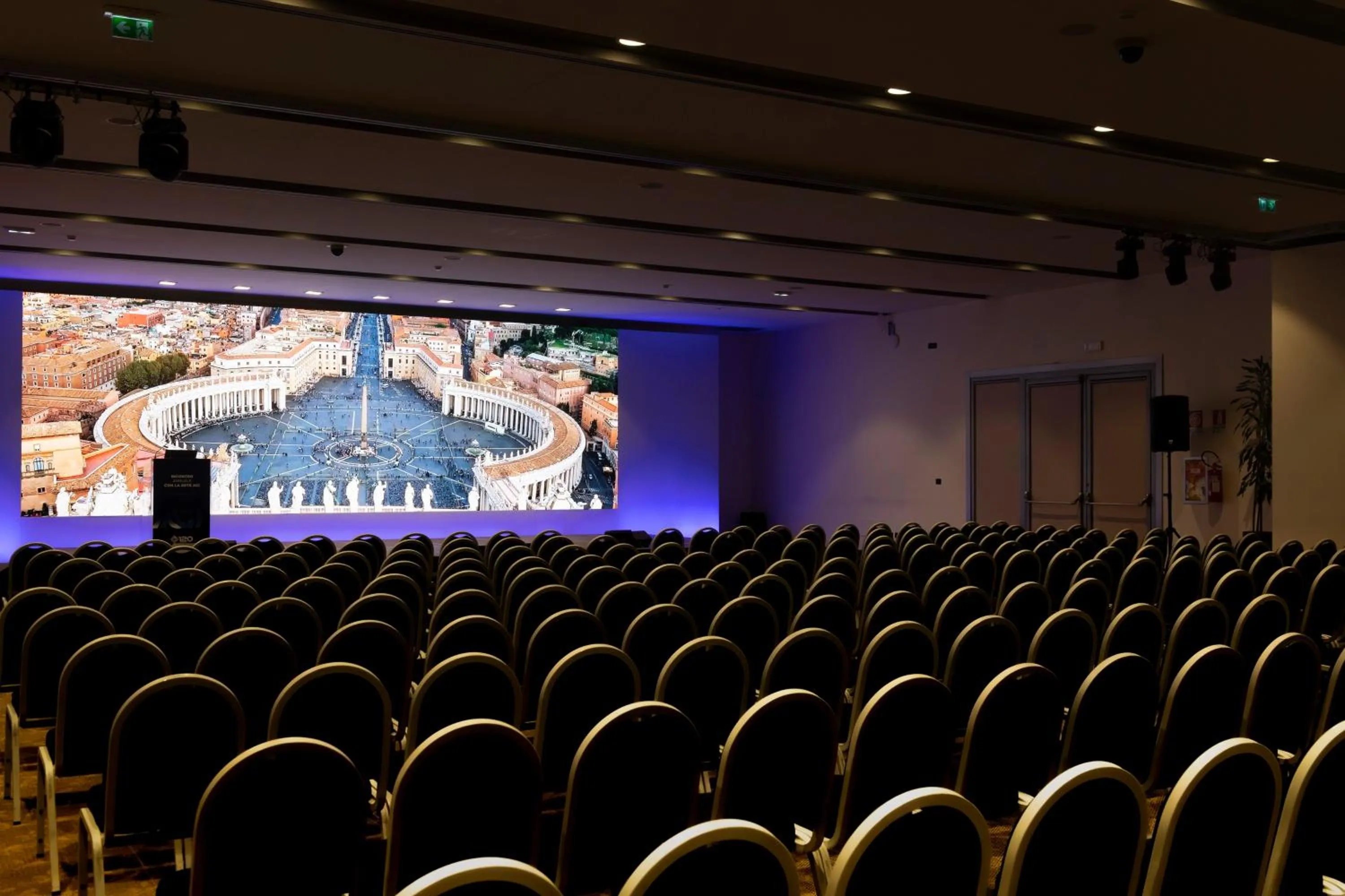 Meeting/conference room in Crowne Plaza Rome St. Peter's by IHG