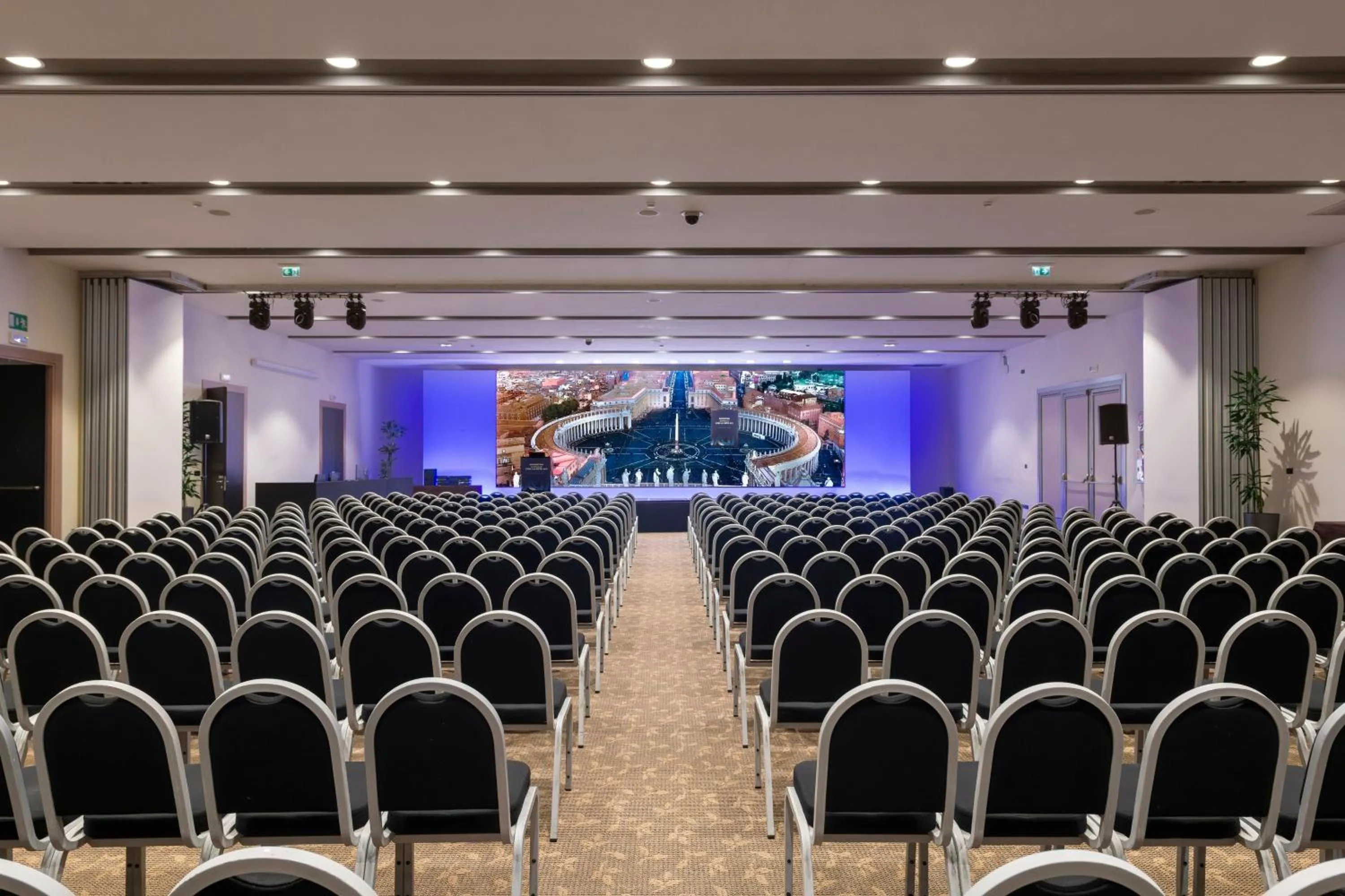 Meeting/conference room in Crowne Plaza Rome St. Peter's by IHG