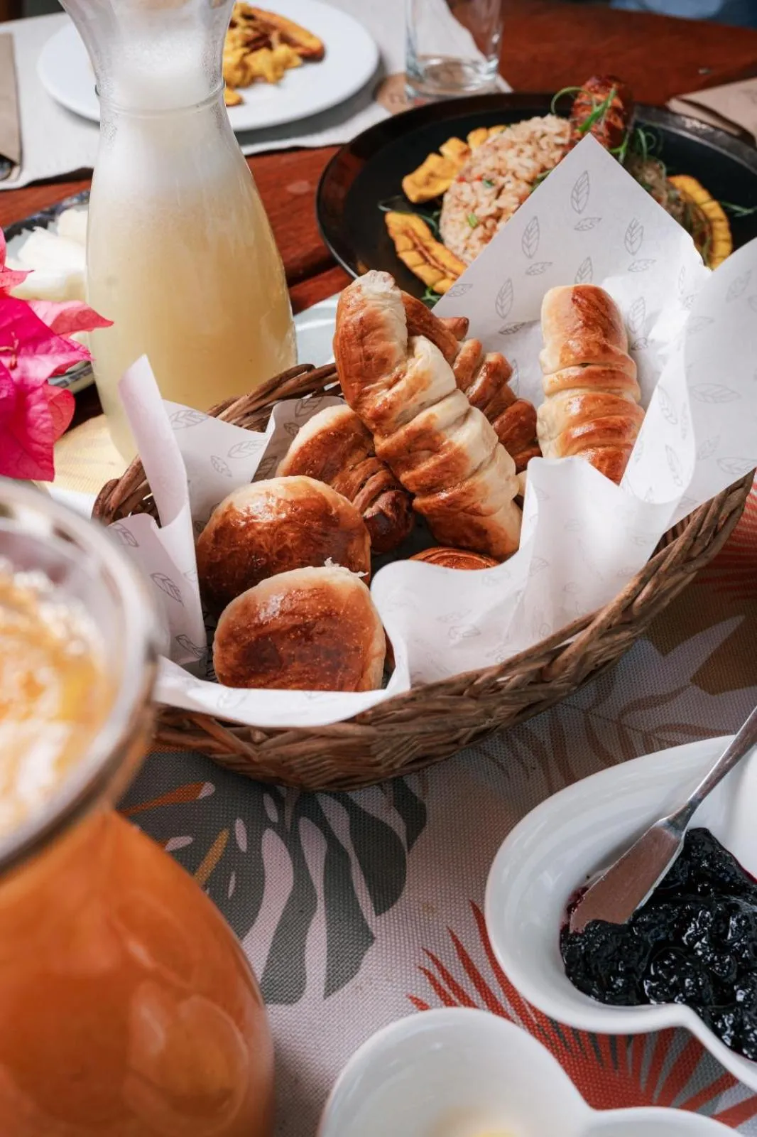 Breakfast in Villa Lu Amazon Ecolodge