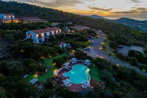 Il Borgo BagaBaga - Exclusive Country Retreat Il Borgo BagaBaga - Exclusive Country Retreat