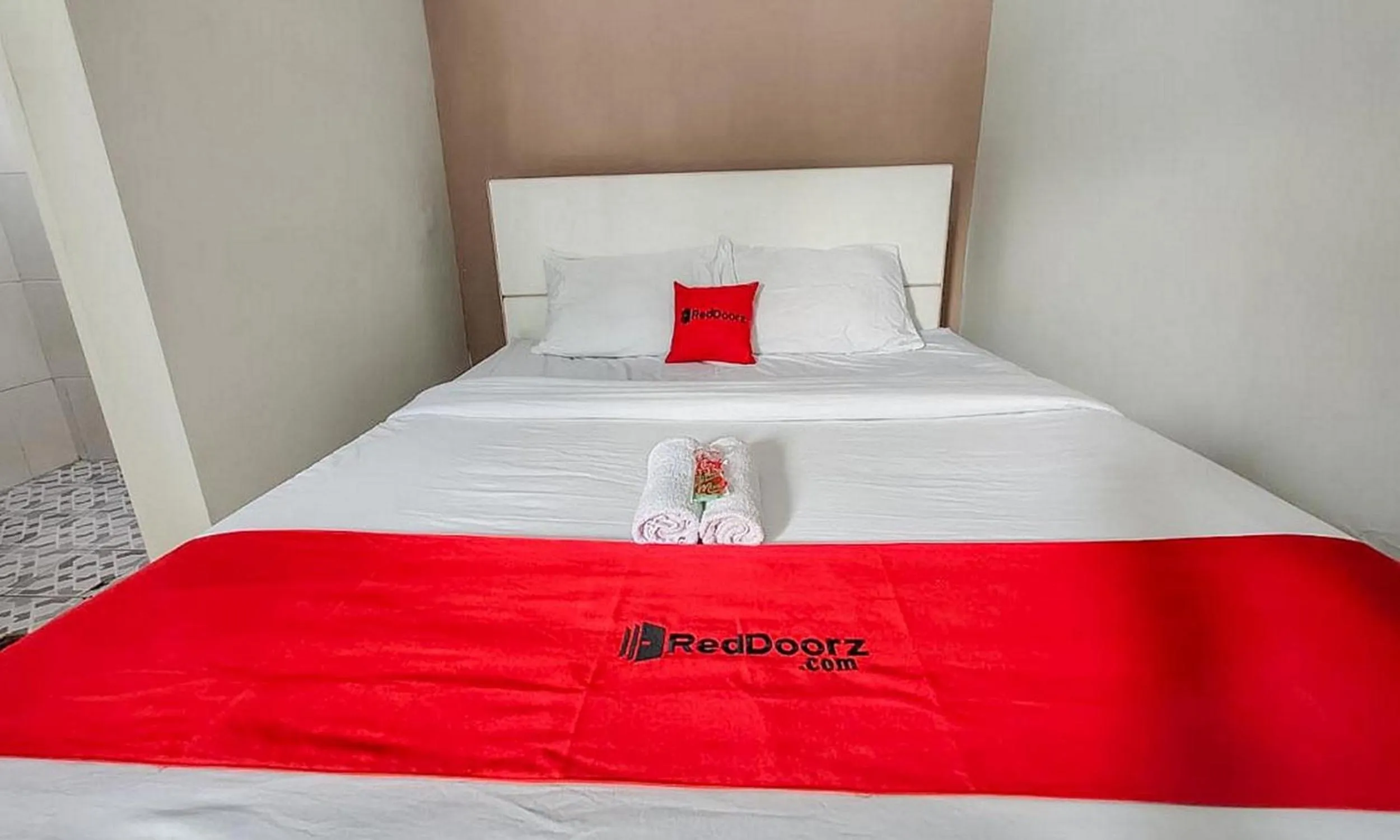 Bedroom, Bed in RedDoorz near Alun Alun Batu 2