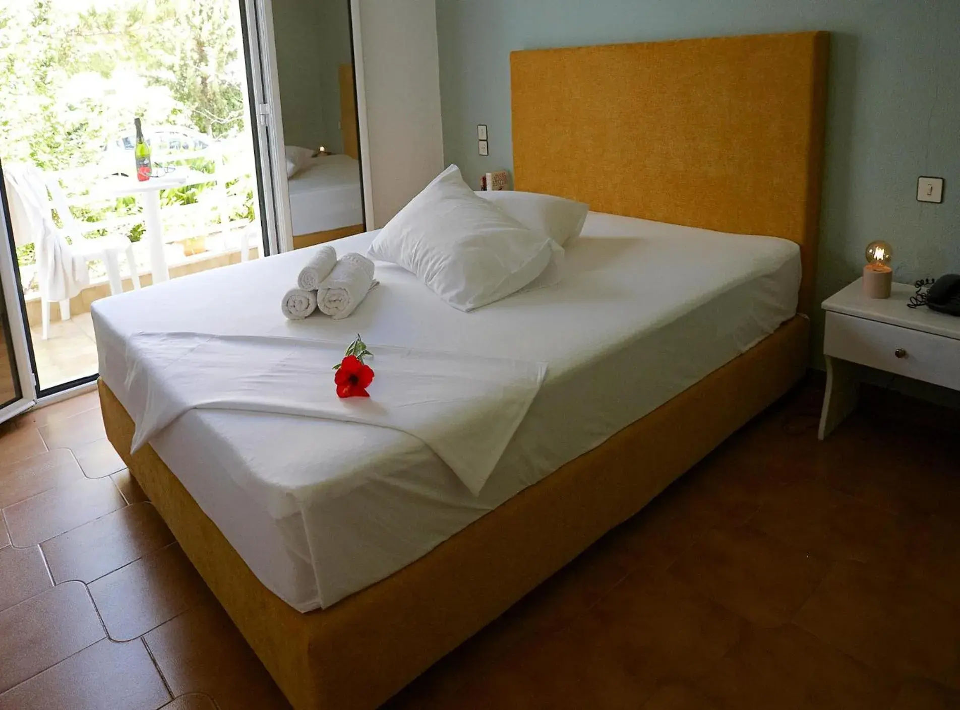 Photo of the whole room, Bed in Elea Terra Hotel Photo of the whole room, Bed in Elea Terra Hotel