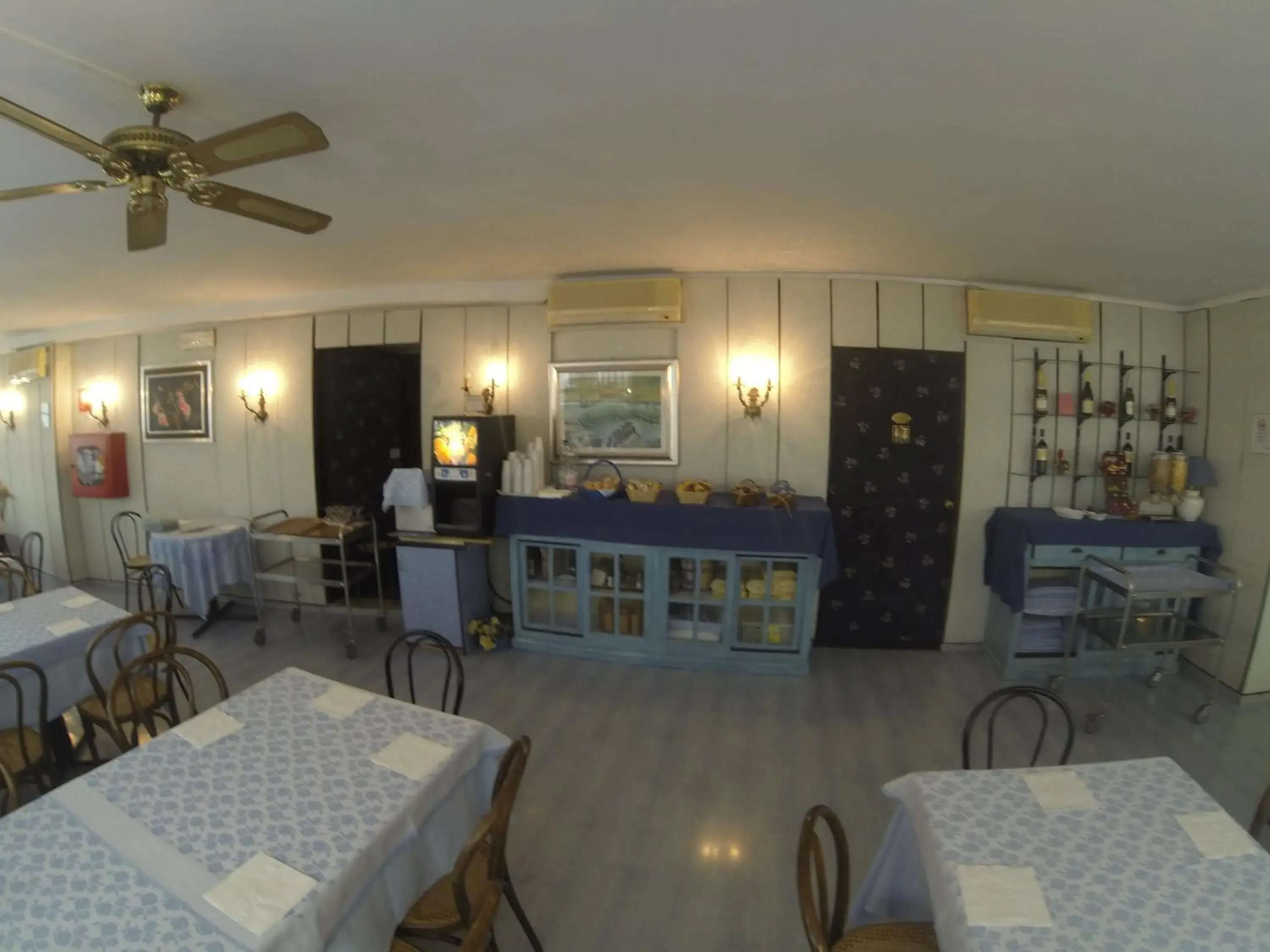 Restaurant/places to eat in Hotel Belvedere Restaurant/places to eat in Hotel Belvedere