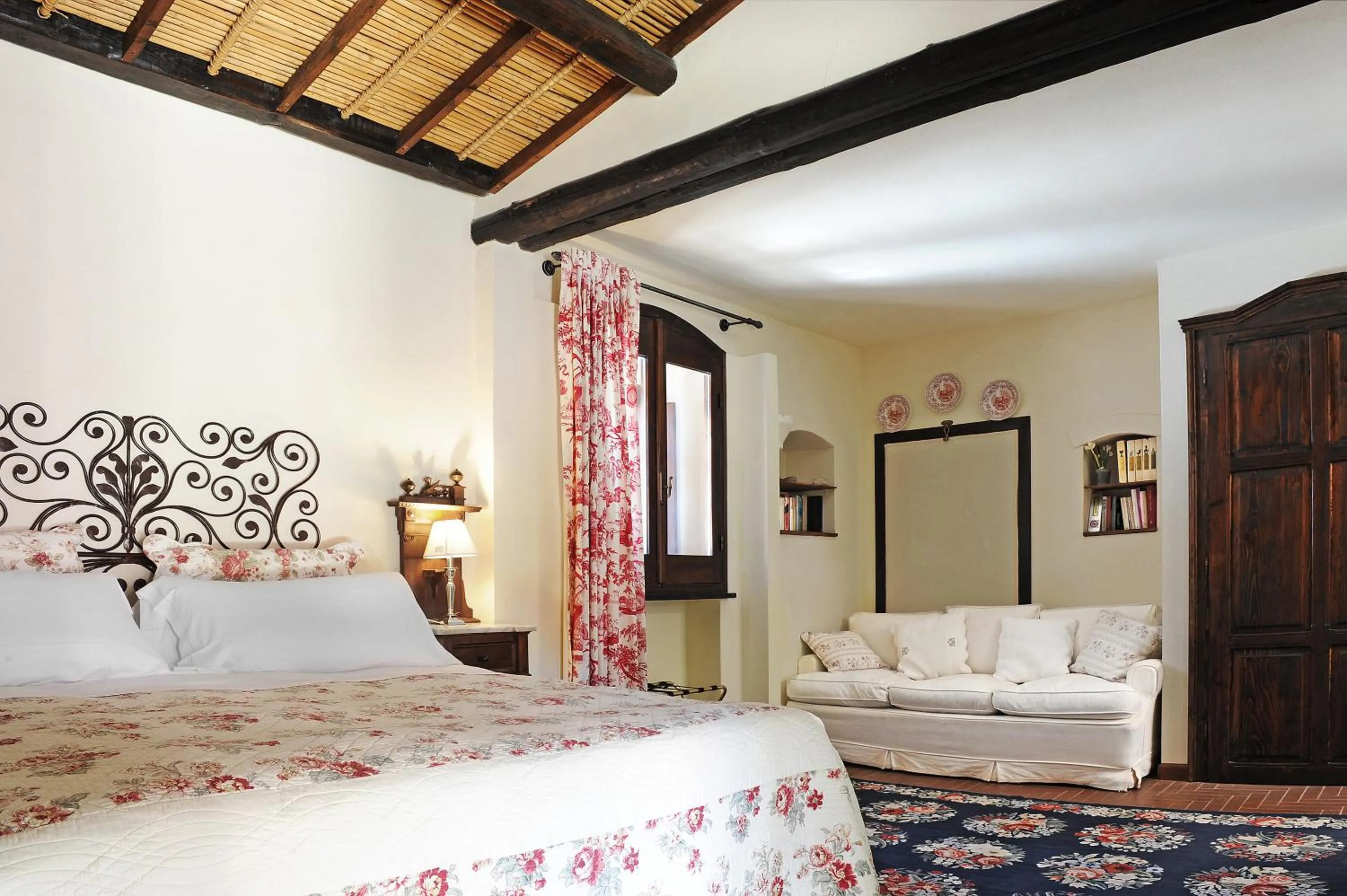 Bed in Hotel Lucrezia