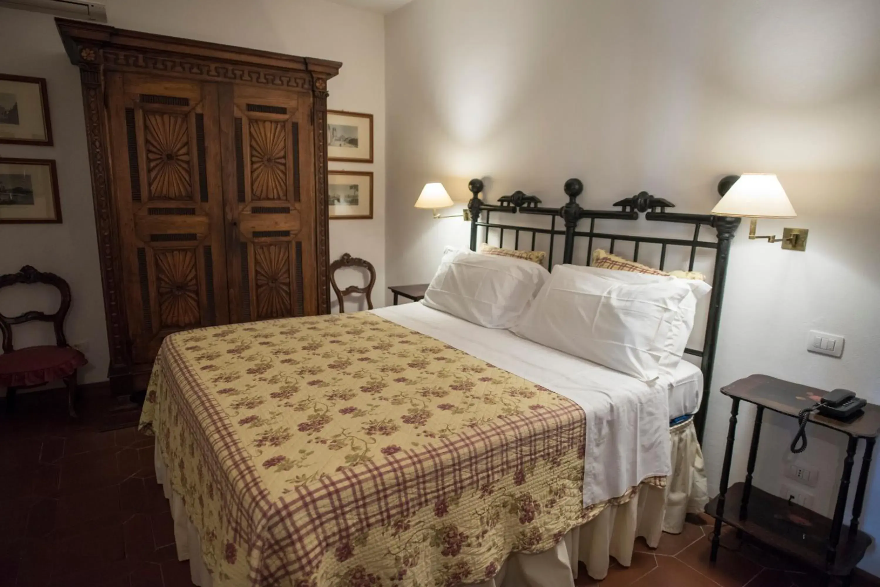 Bed in Hotel Lucrezia Bed in Hotel Lucrezia