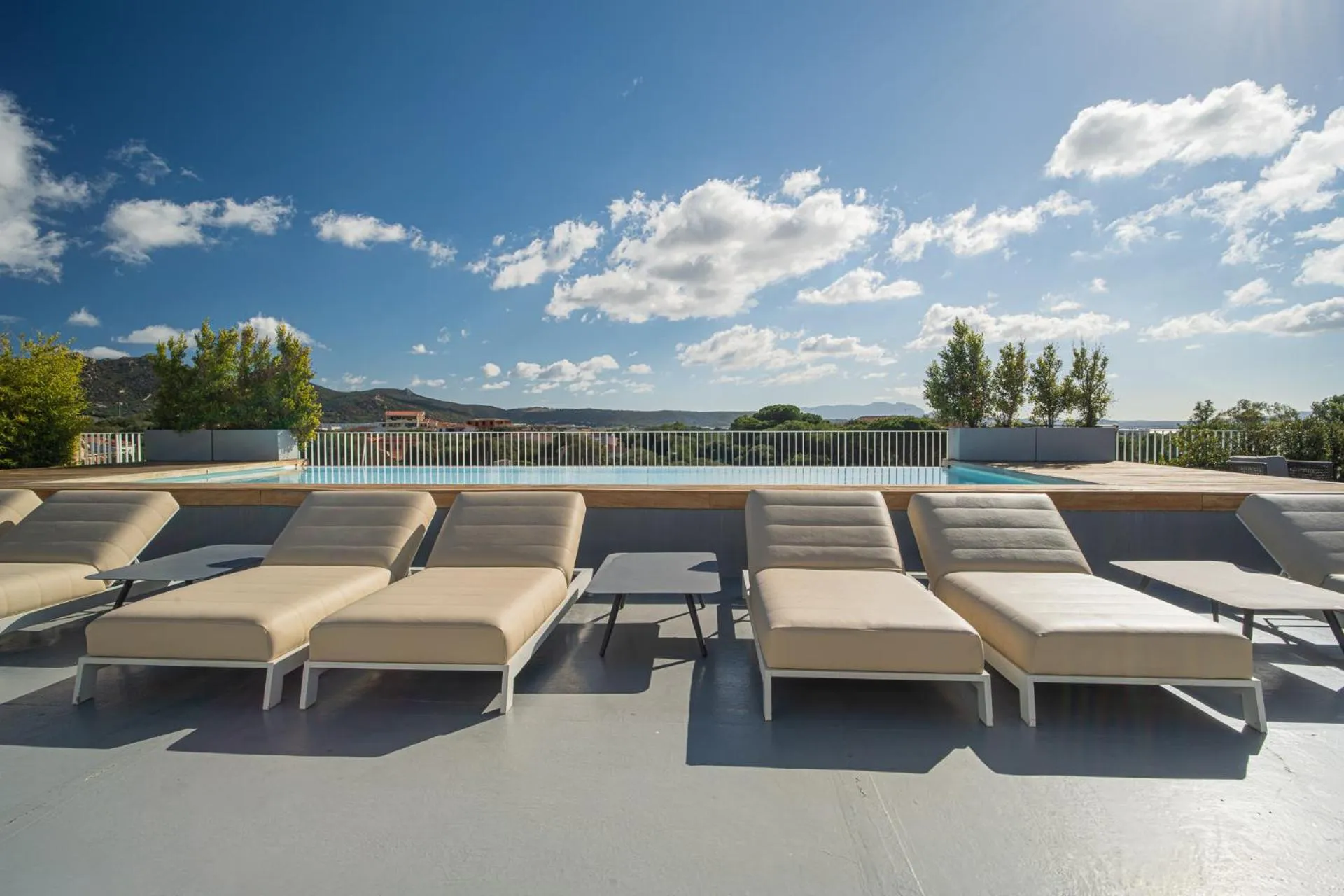 Swimming pool in Felix Hotels - Hotel Felix Olbia