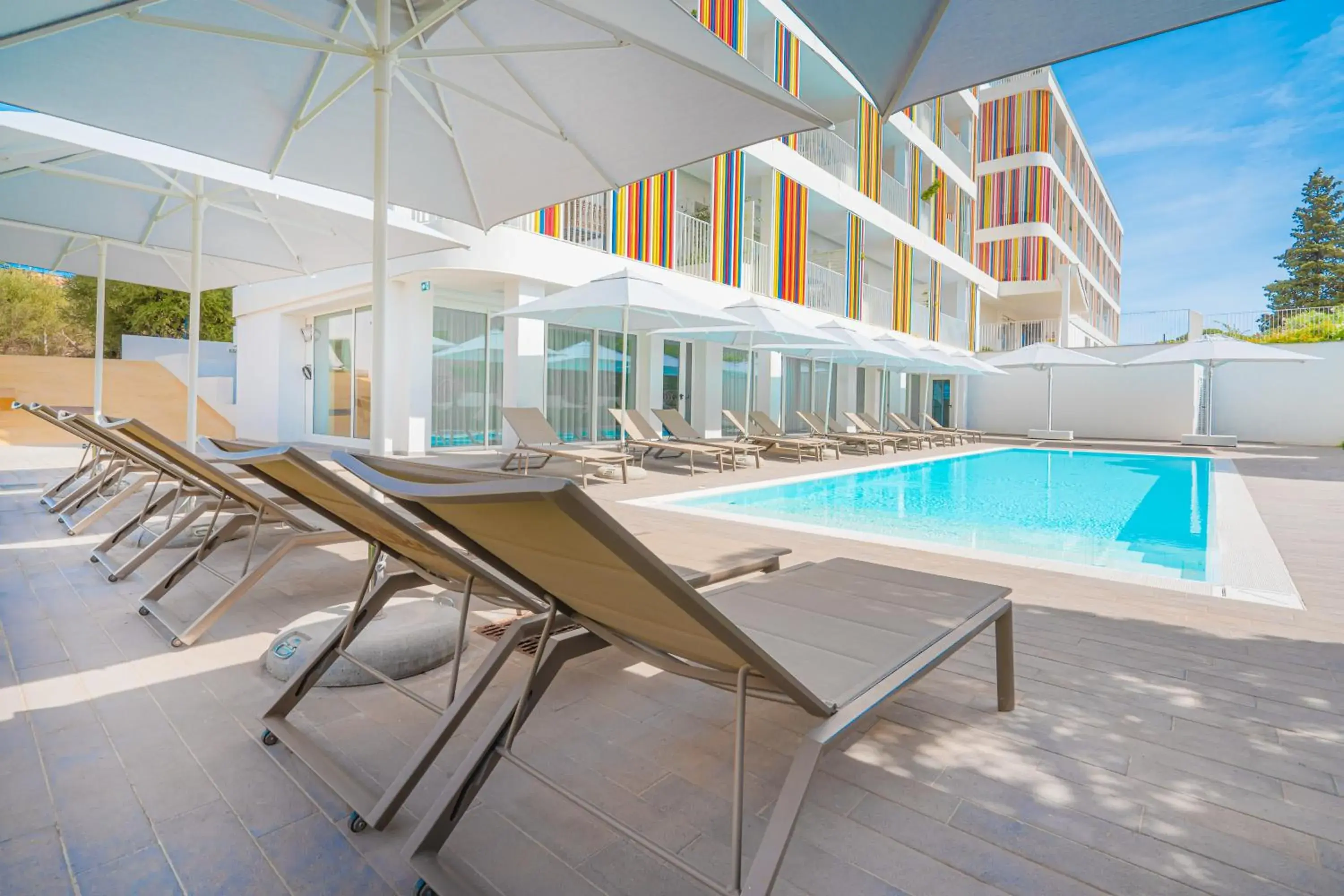 Swimming pool in Felix Hotels - Hotel Felix Olbia Swimming pool in Felix Hotels - Hotel Felix Olbia