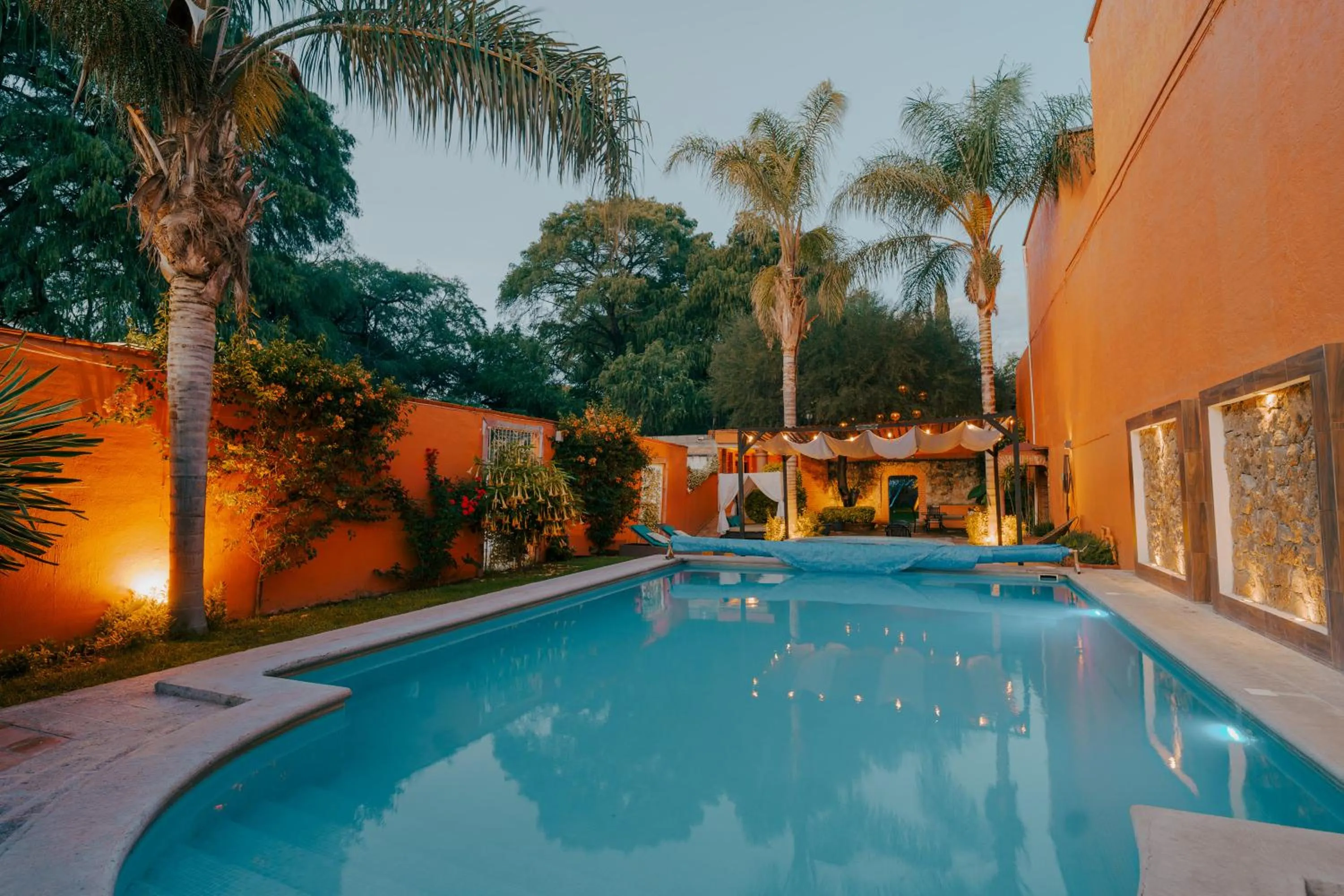 Suites Paraiso Tequis