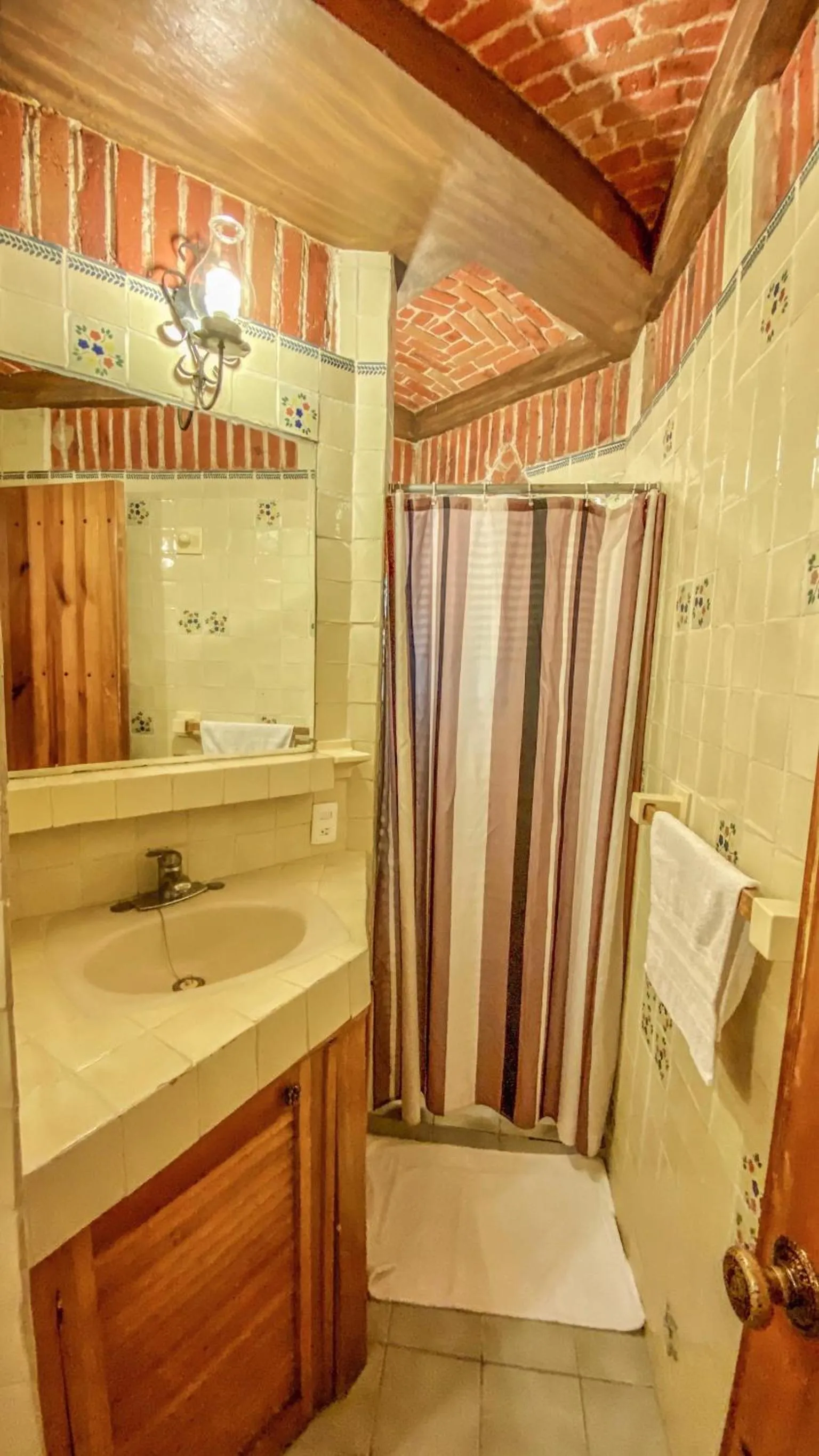 Suites Paraiso Tequis