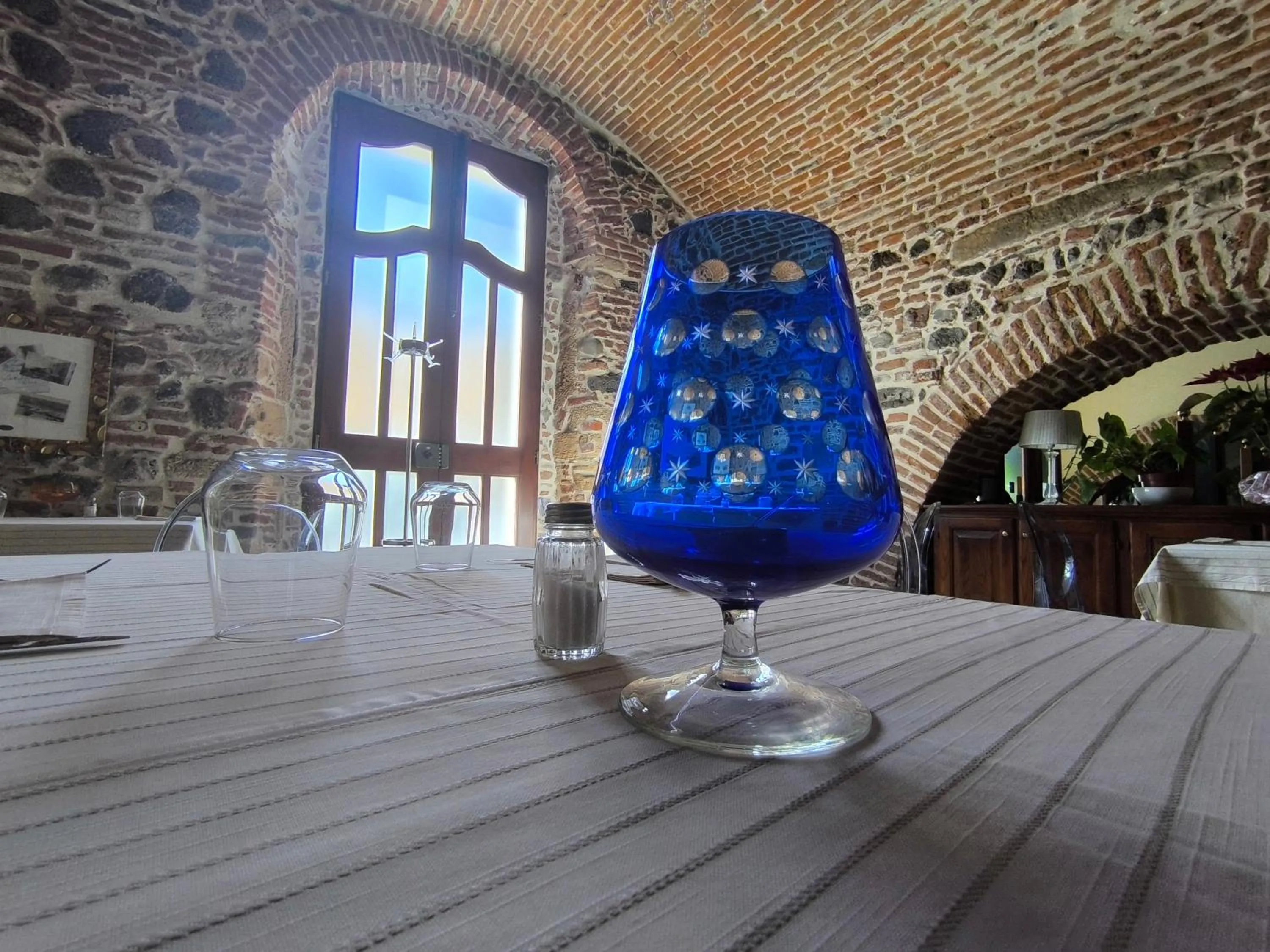 Restaurant/places to eat in Mariano IV Palace Hotel