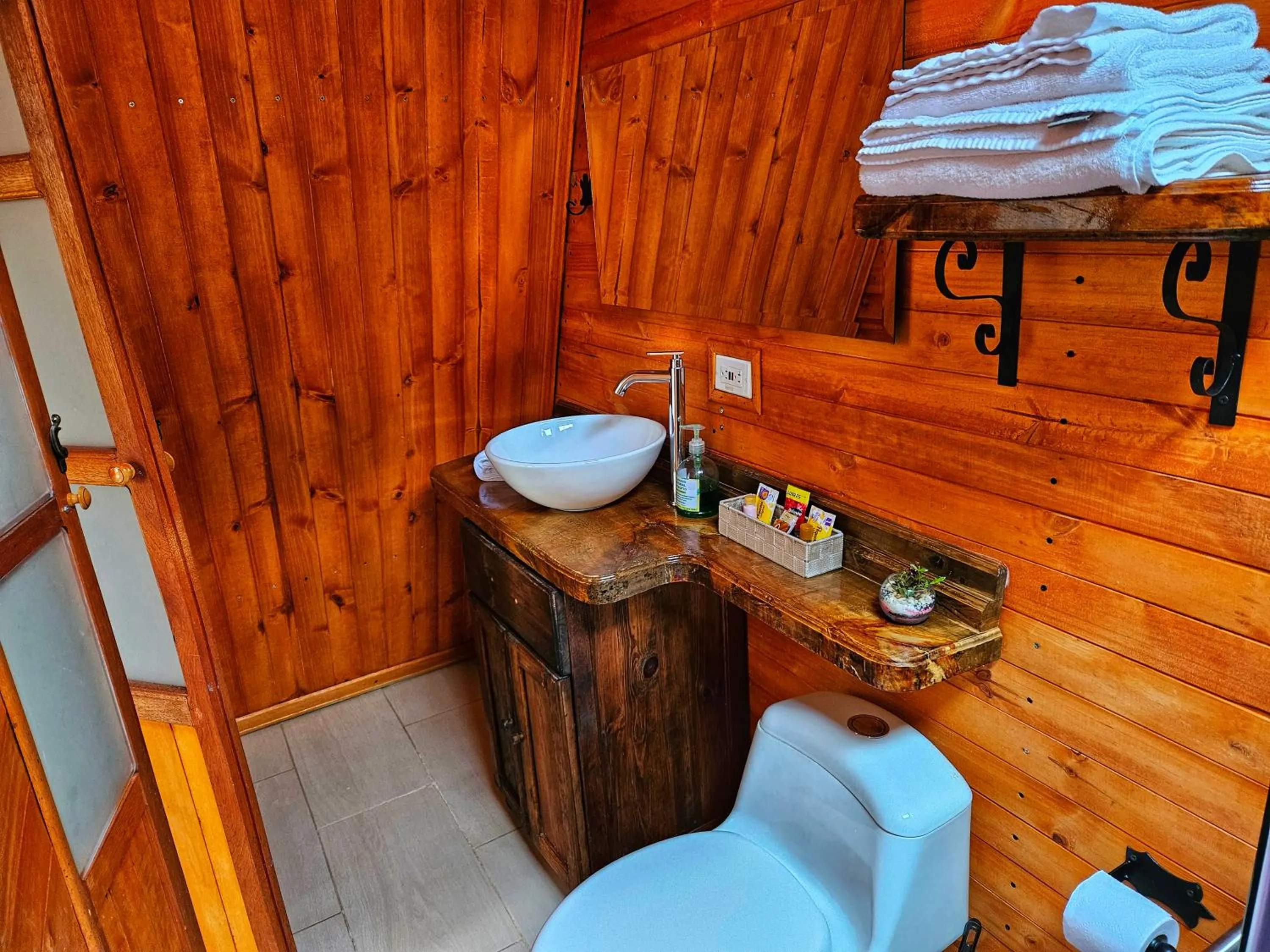 Bathroom in Glamping Hakuna Matata