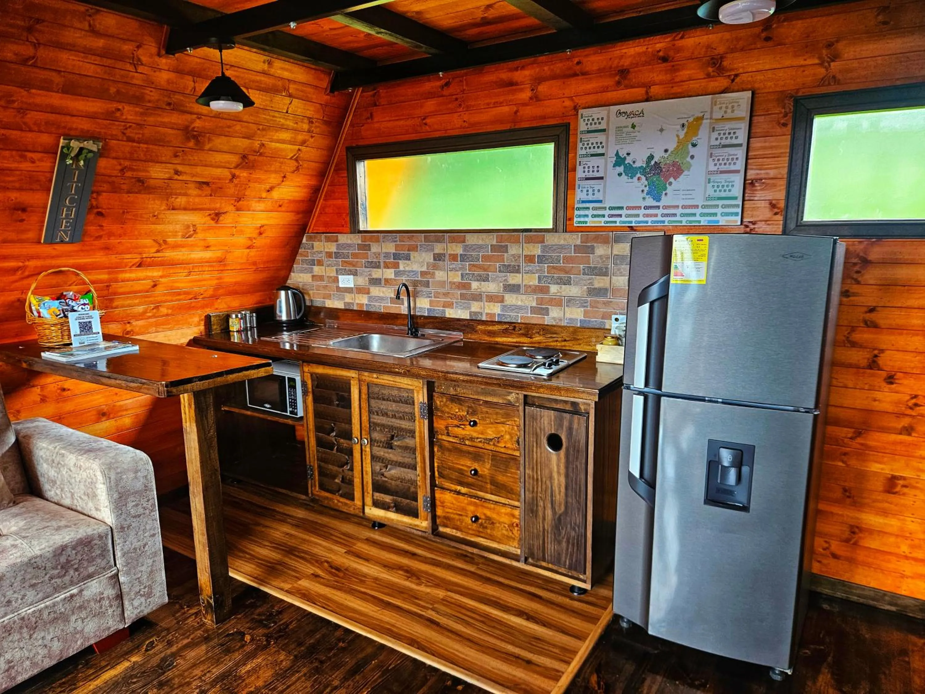 Kitchen or kitchenette in Glamping Hakuna Matata