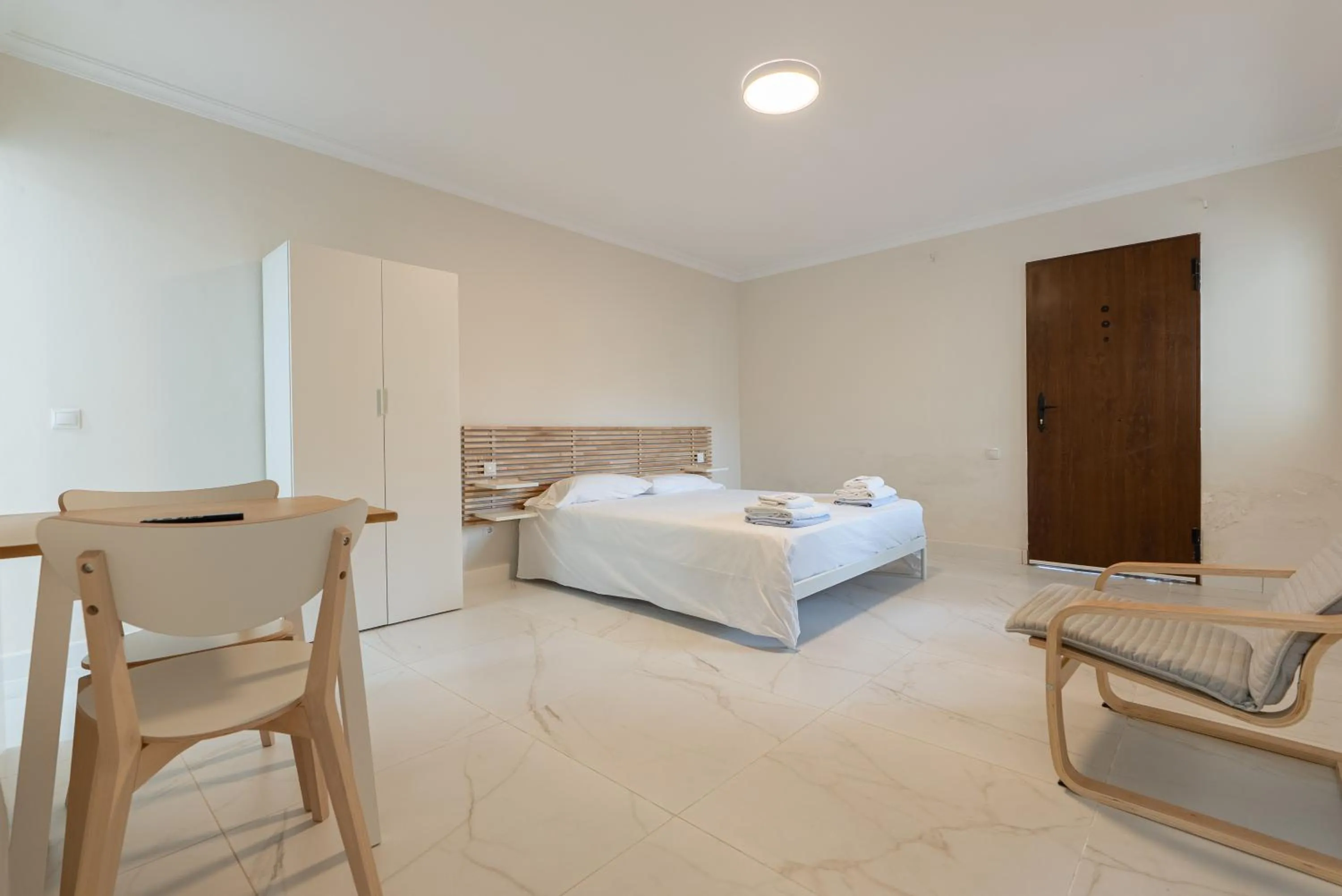 Bed in CASADELMAR Marbella 23 APARTAMENTOS VACACIONALES
