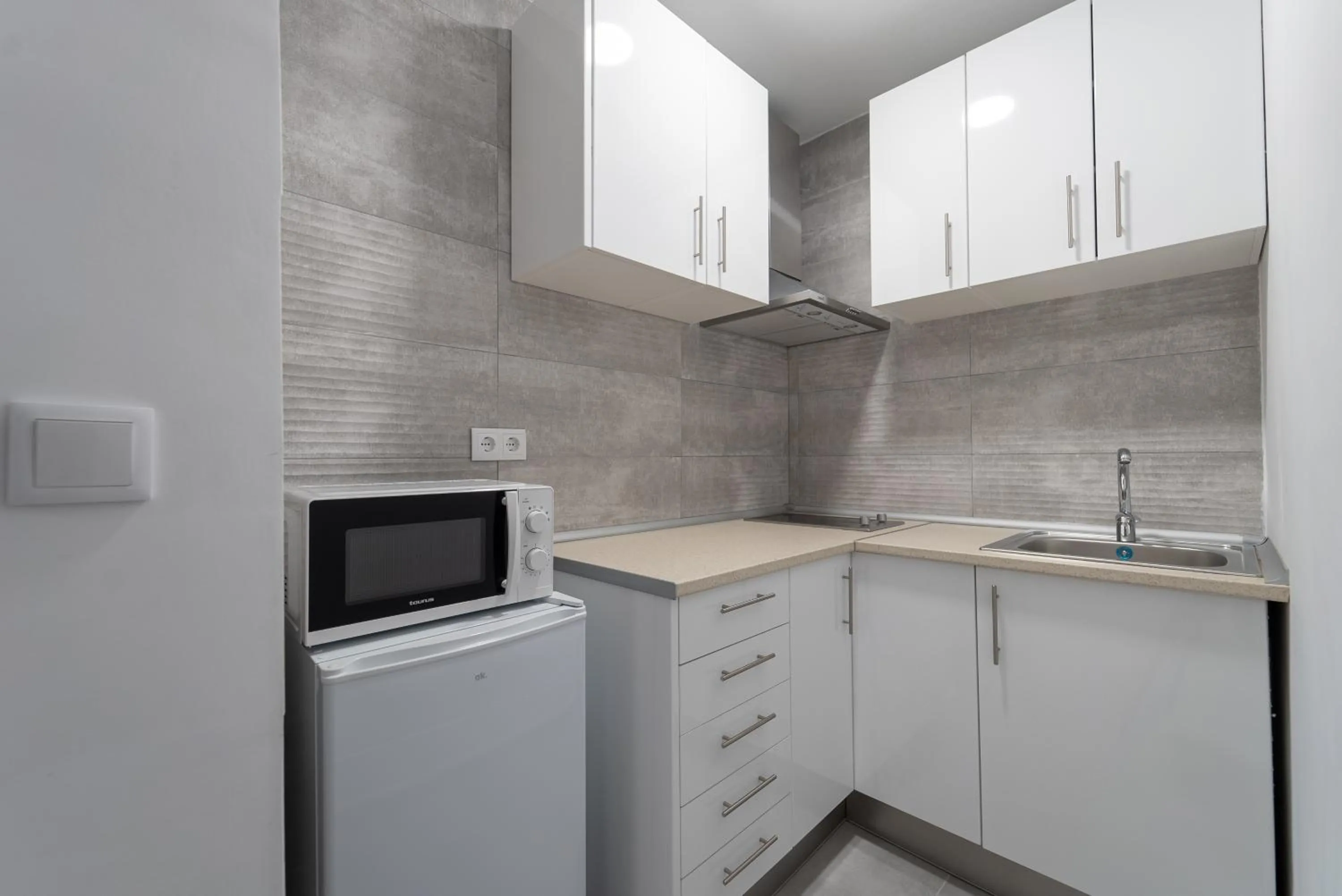 Kitchen or kitchenette in CASADELMAR Marbella 23 APARTAMENTOS VACACIONALES