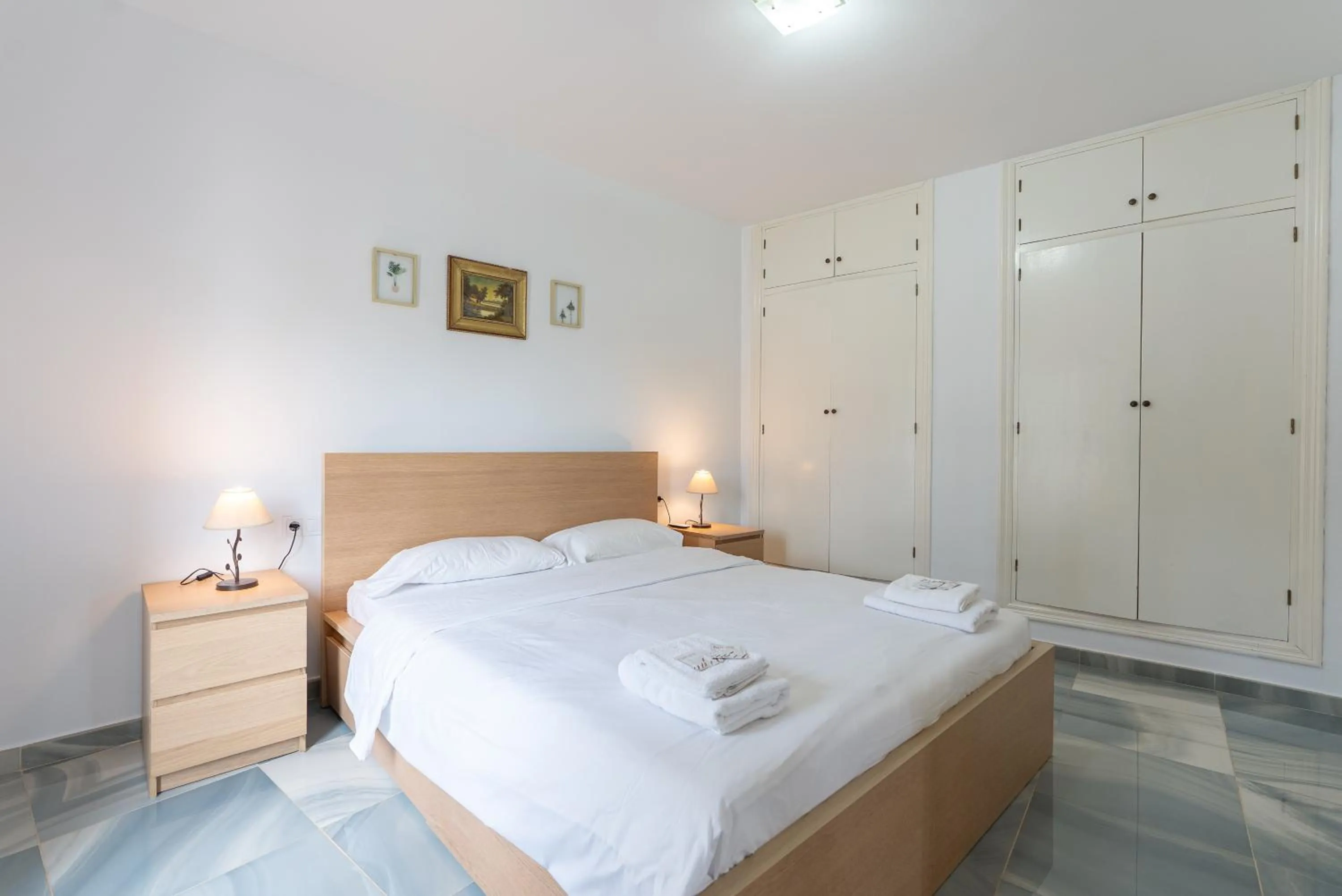 Bed in CASADELMAR Marbella 23 APARTAMENTOS VACACIONALES