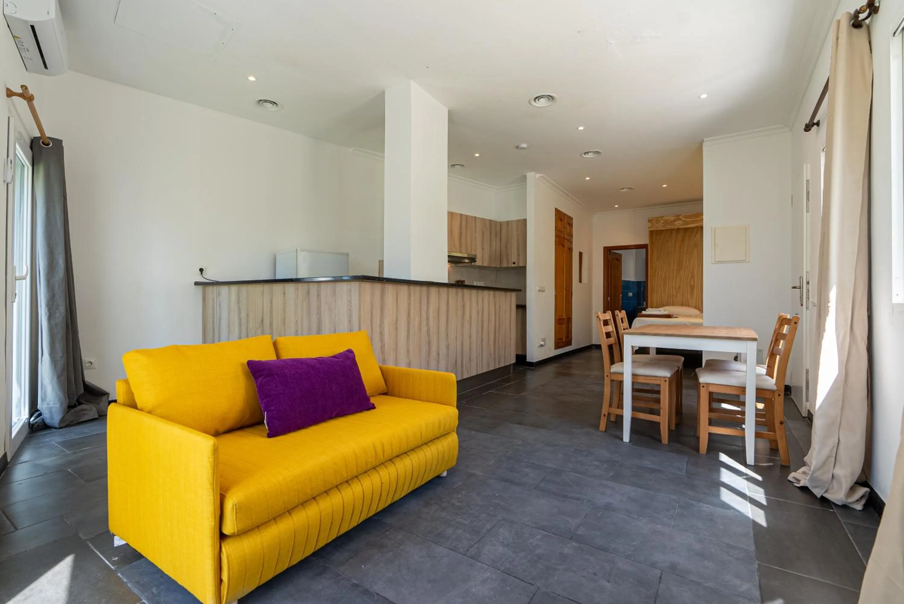 CASADELMAR Marbella 23 APARTAMENTOS VACACIONALES
