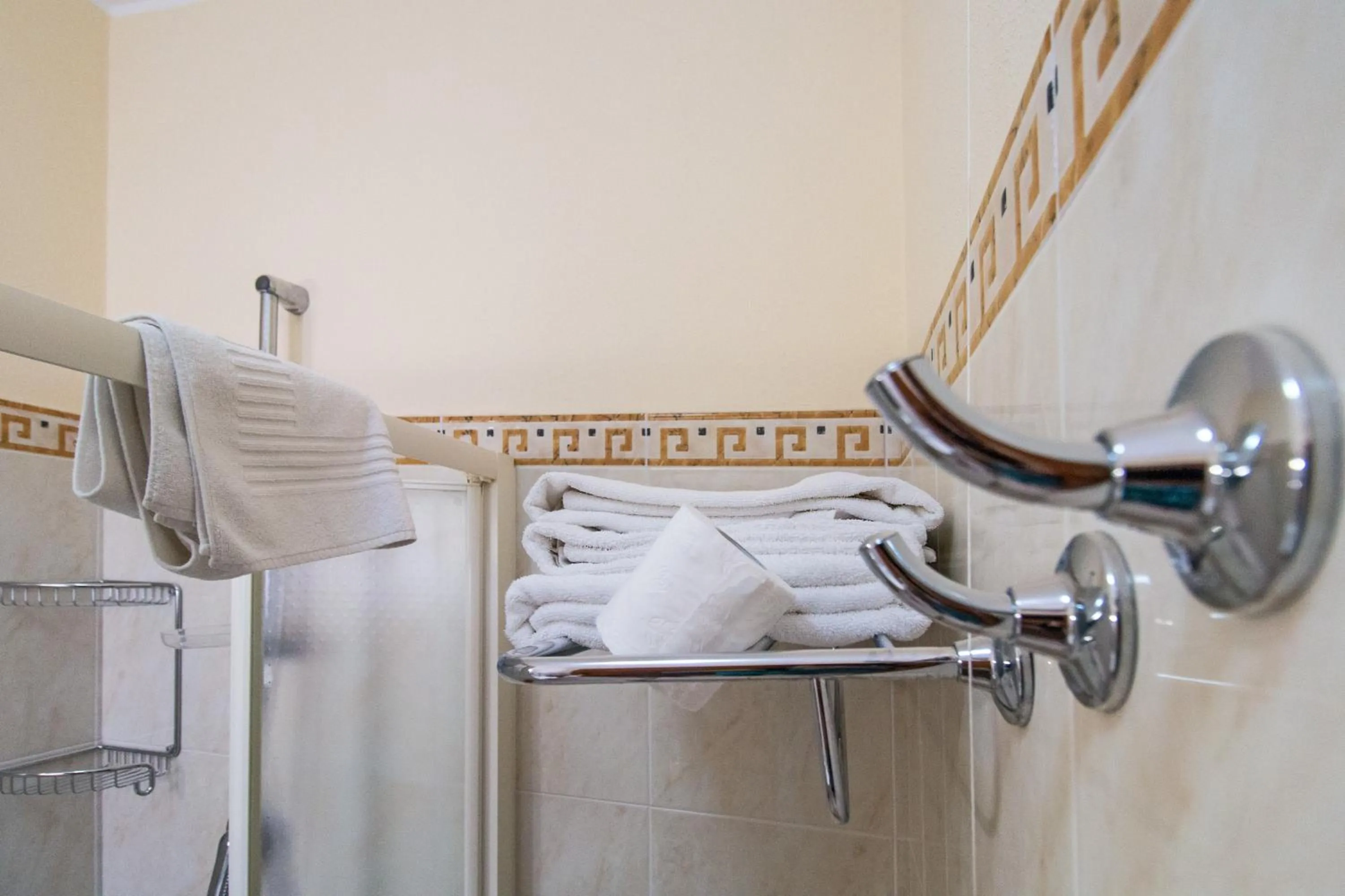 Bathroom in Hotel San Francisco