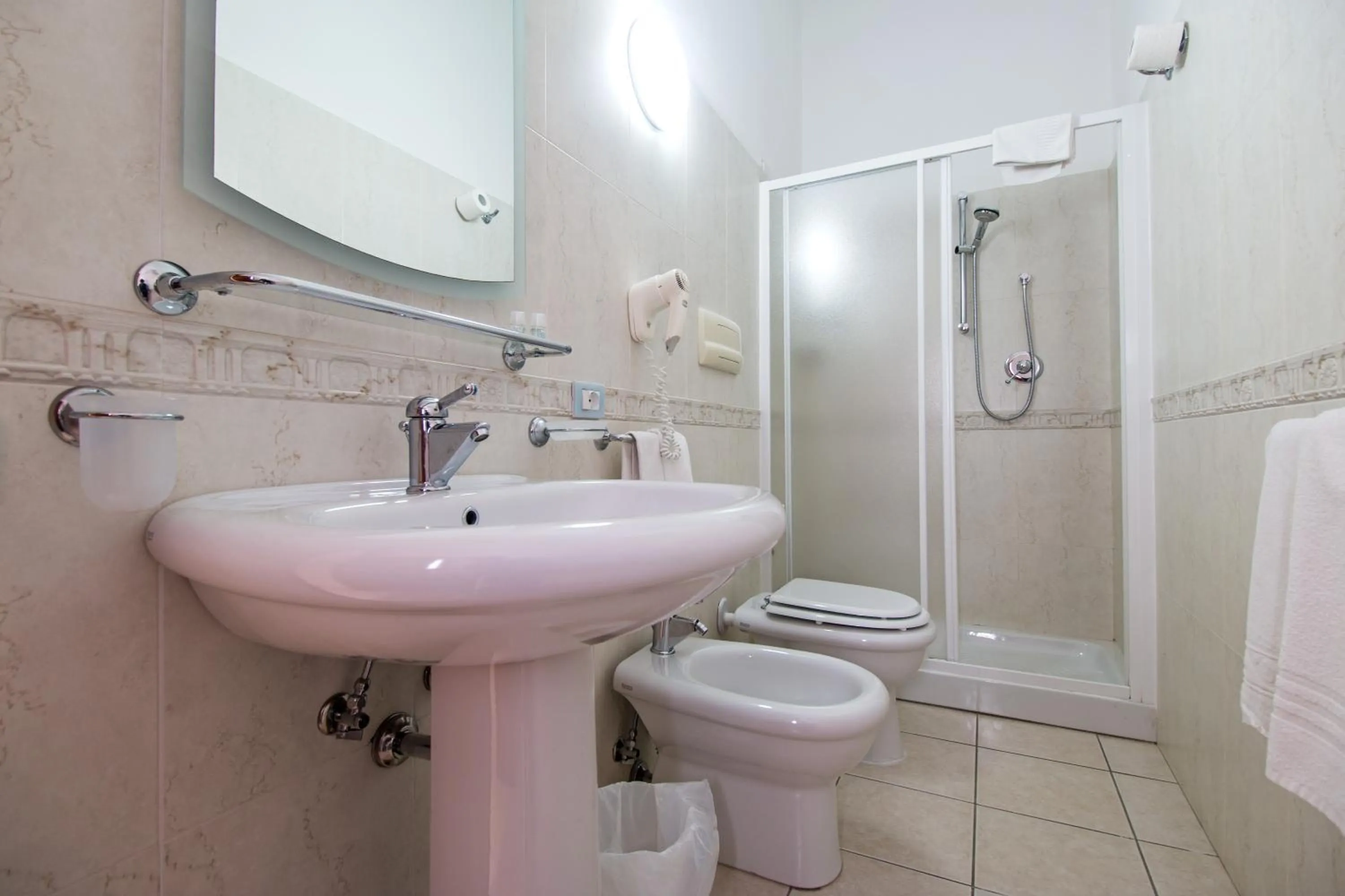 Toilet in Hotel San Francisco