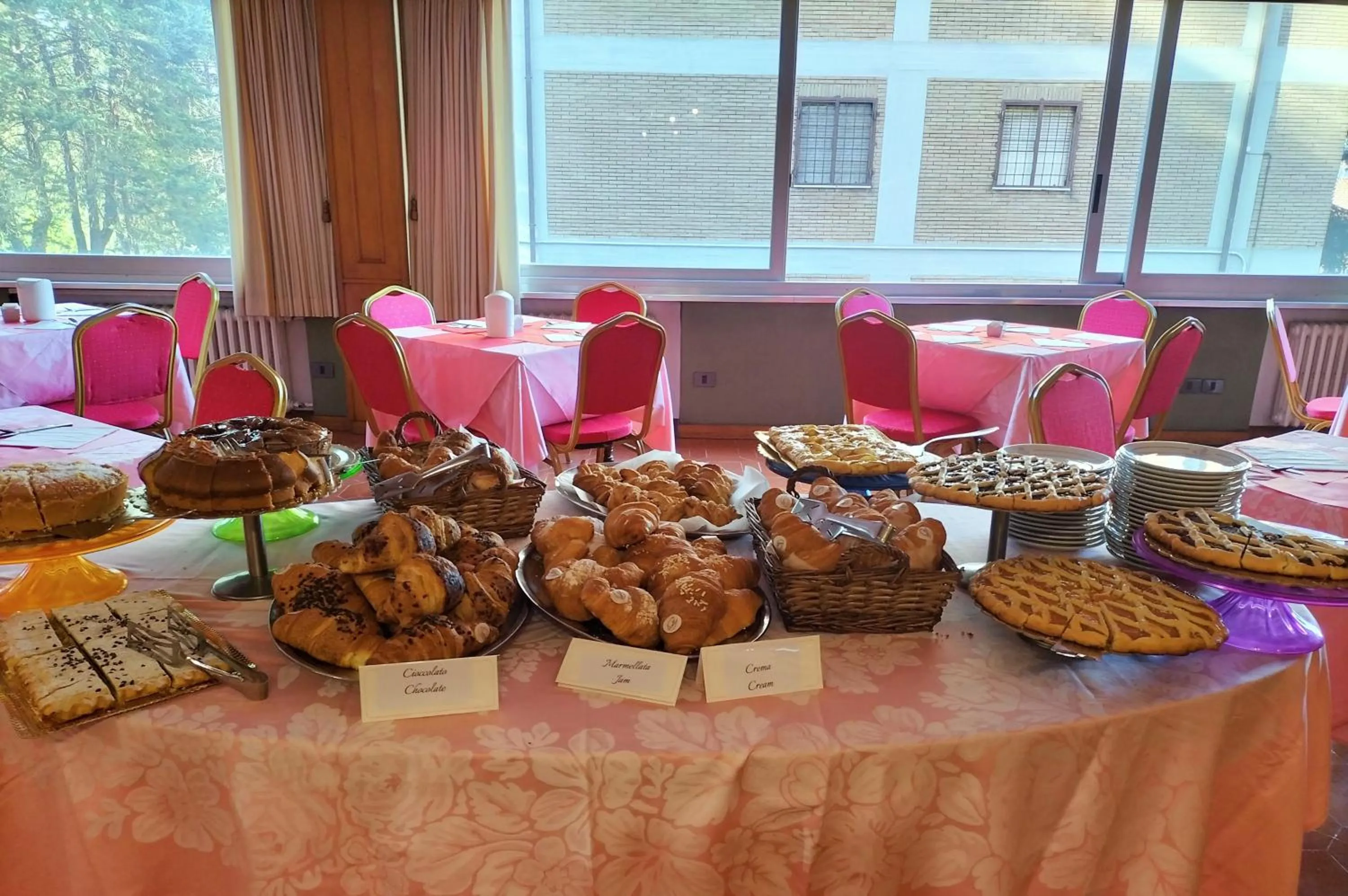 Food and drinks in Grifone Hotel