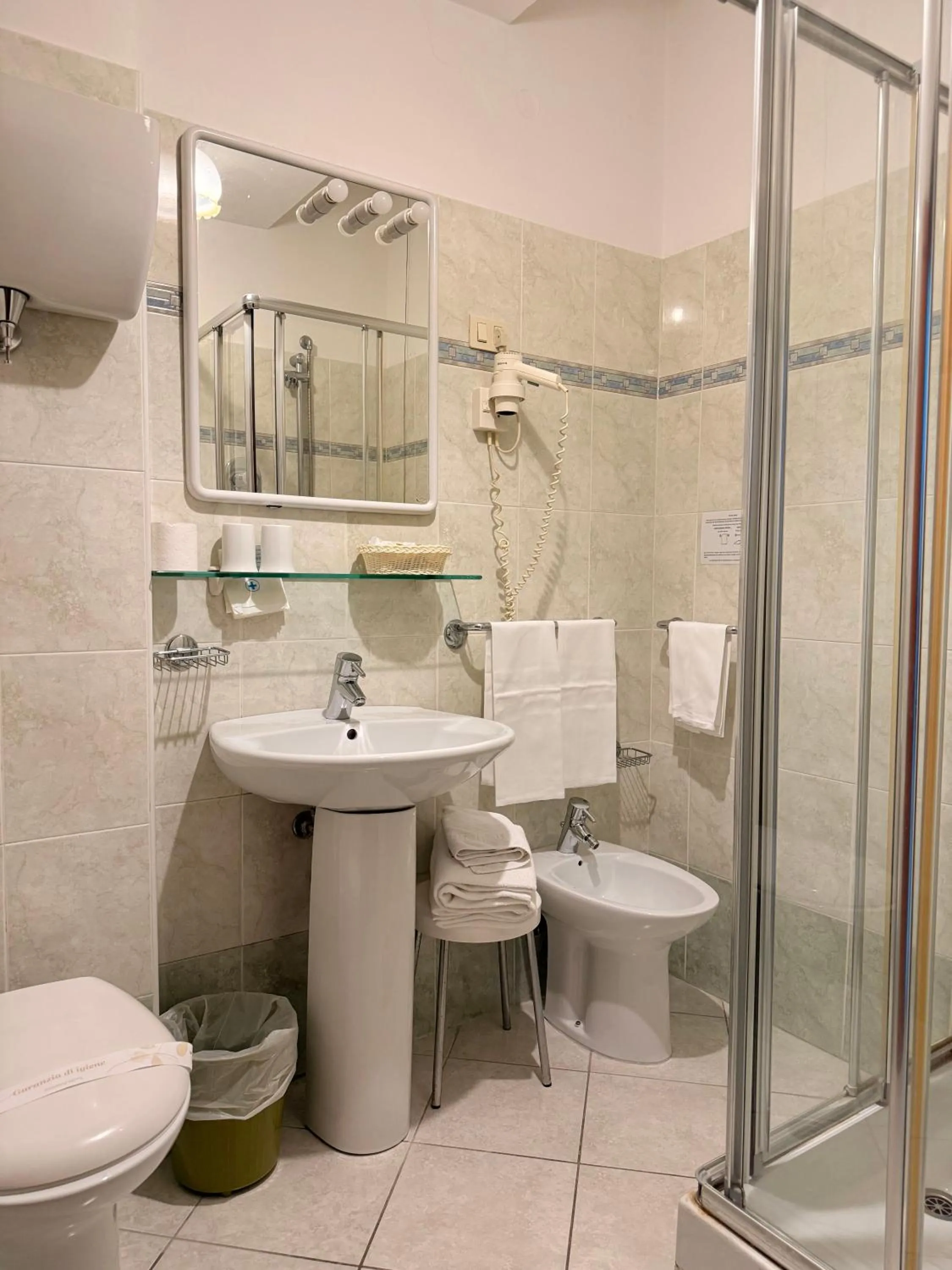 Shower in Grifone Hotel