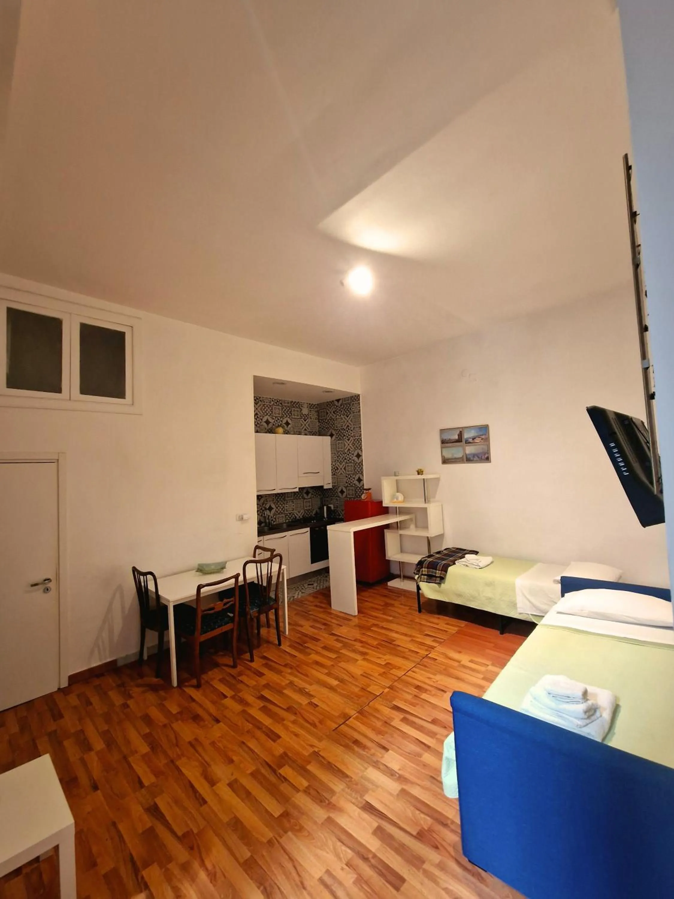 Living room, Bed in Il Sole di Montesanto Sleep Welly