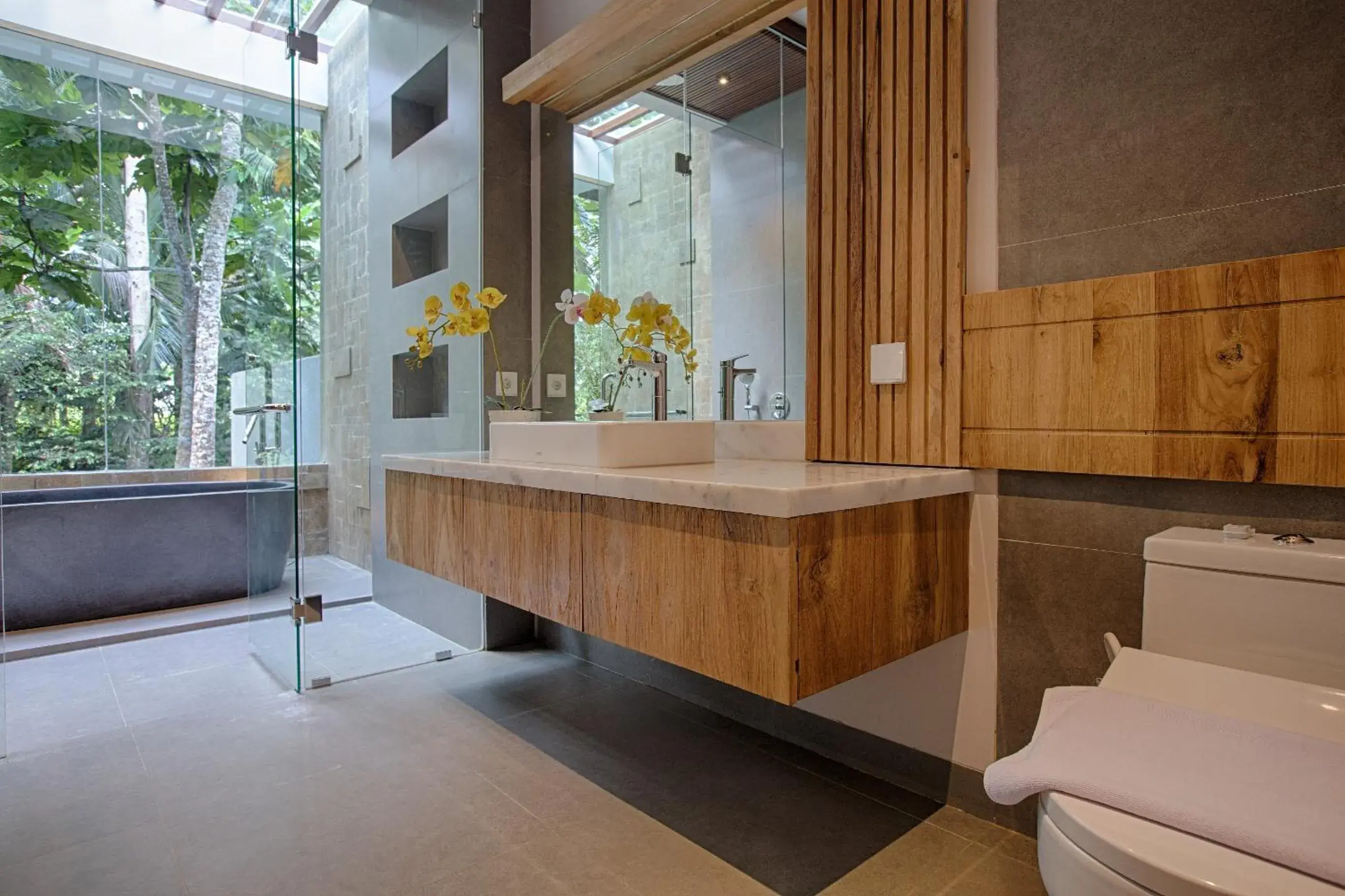 Bathroom in The Kanjeng Elitya Villa Ubud Bathroom in The Kanjeng Elitya Villa Ubud