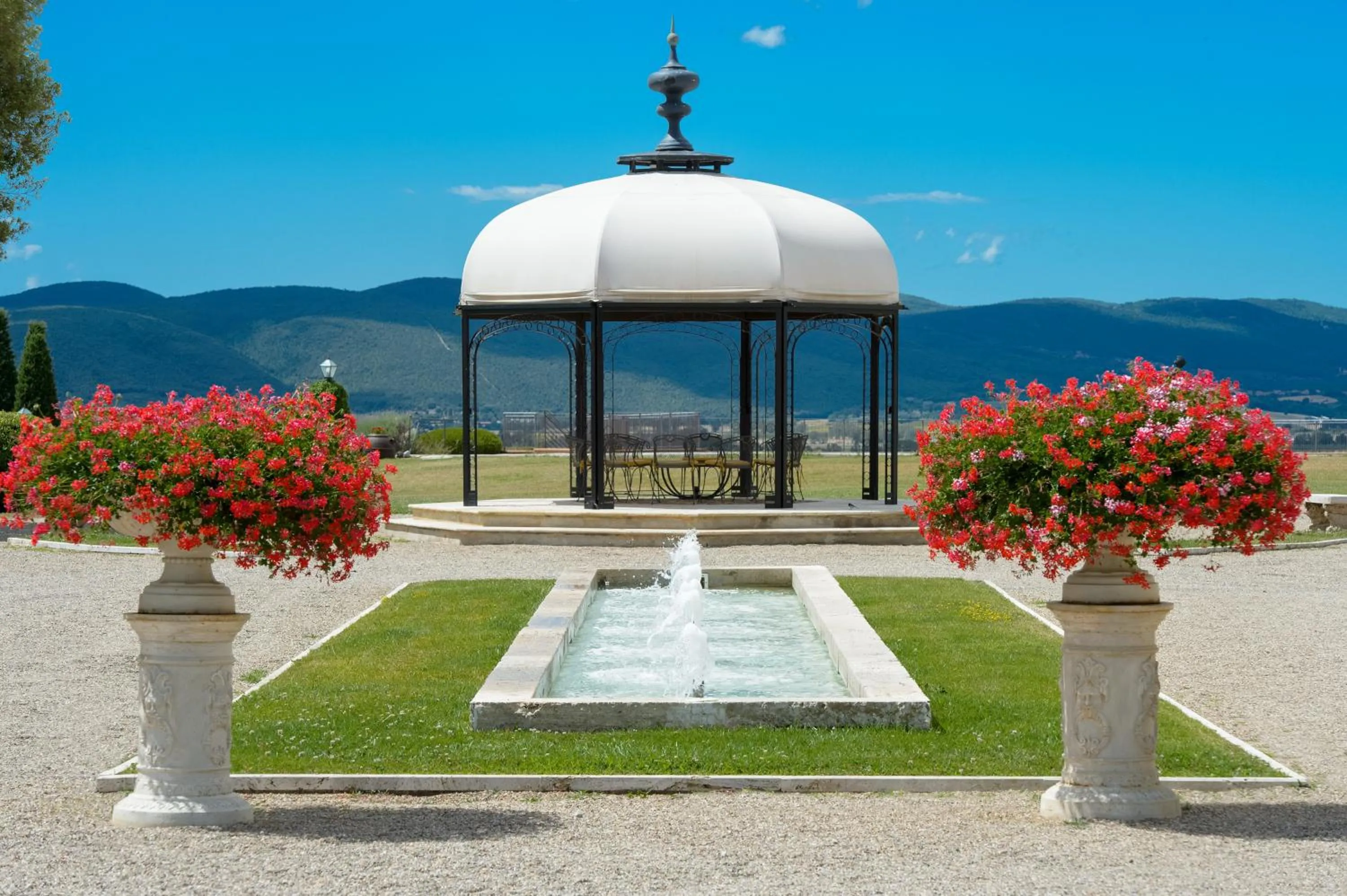 Garden in La Bagnaia Golf Resort