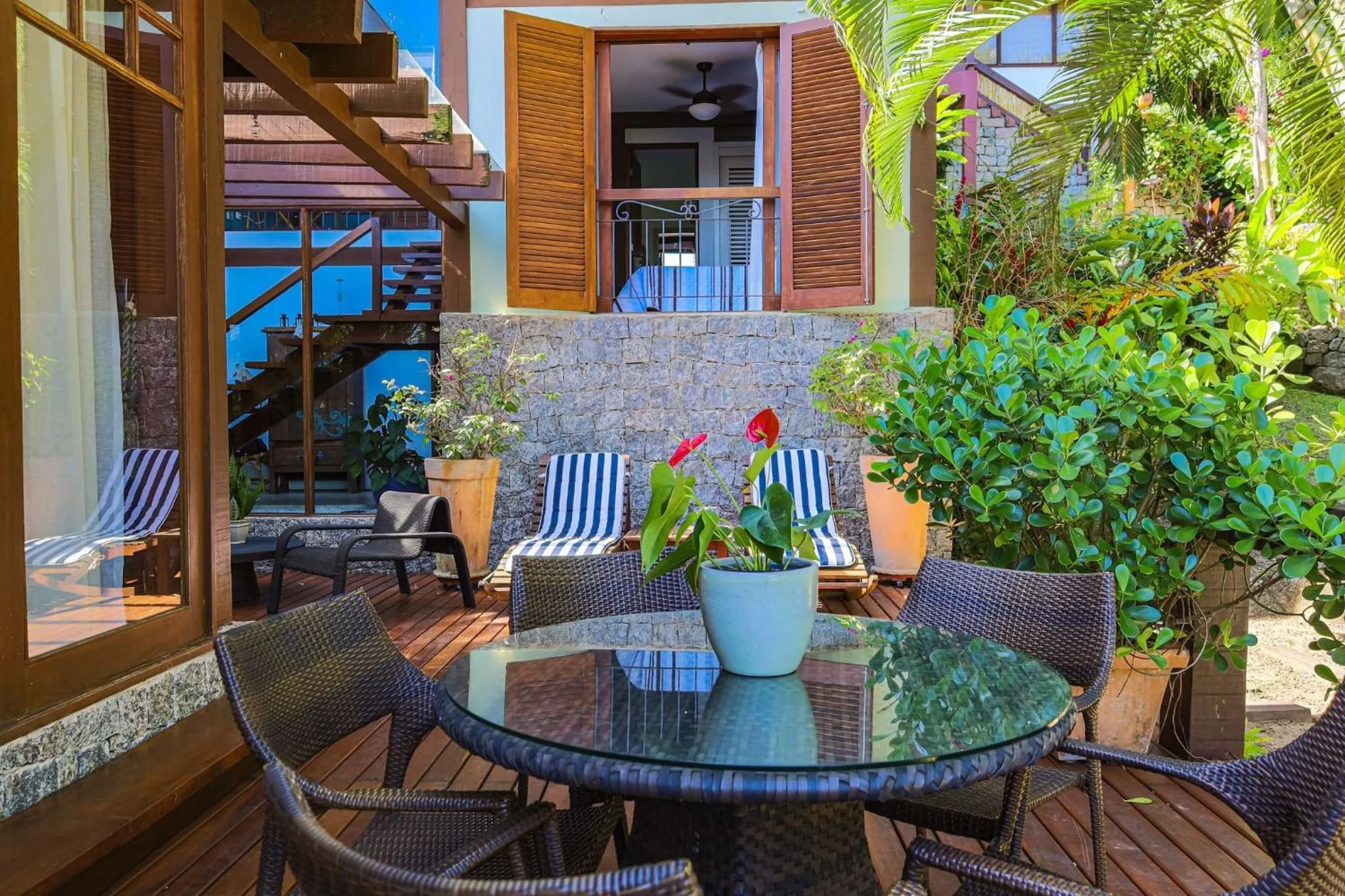 Balcony/Terrace in Casa em condomínio com lazer próximo à praia