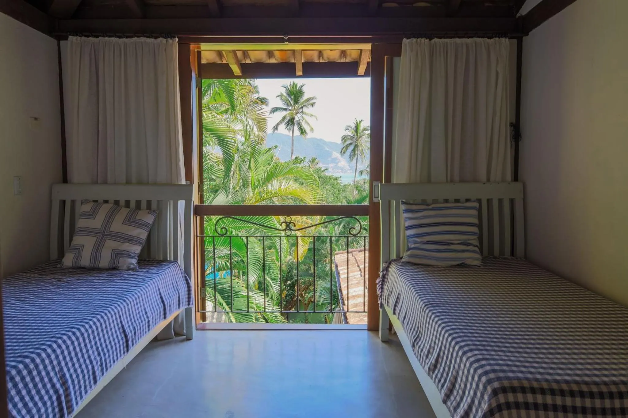 Bedroom in Casa em condomínio com lazer próximo à praia