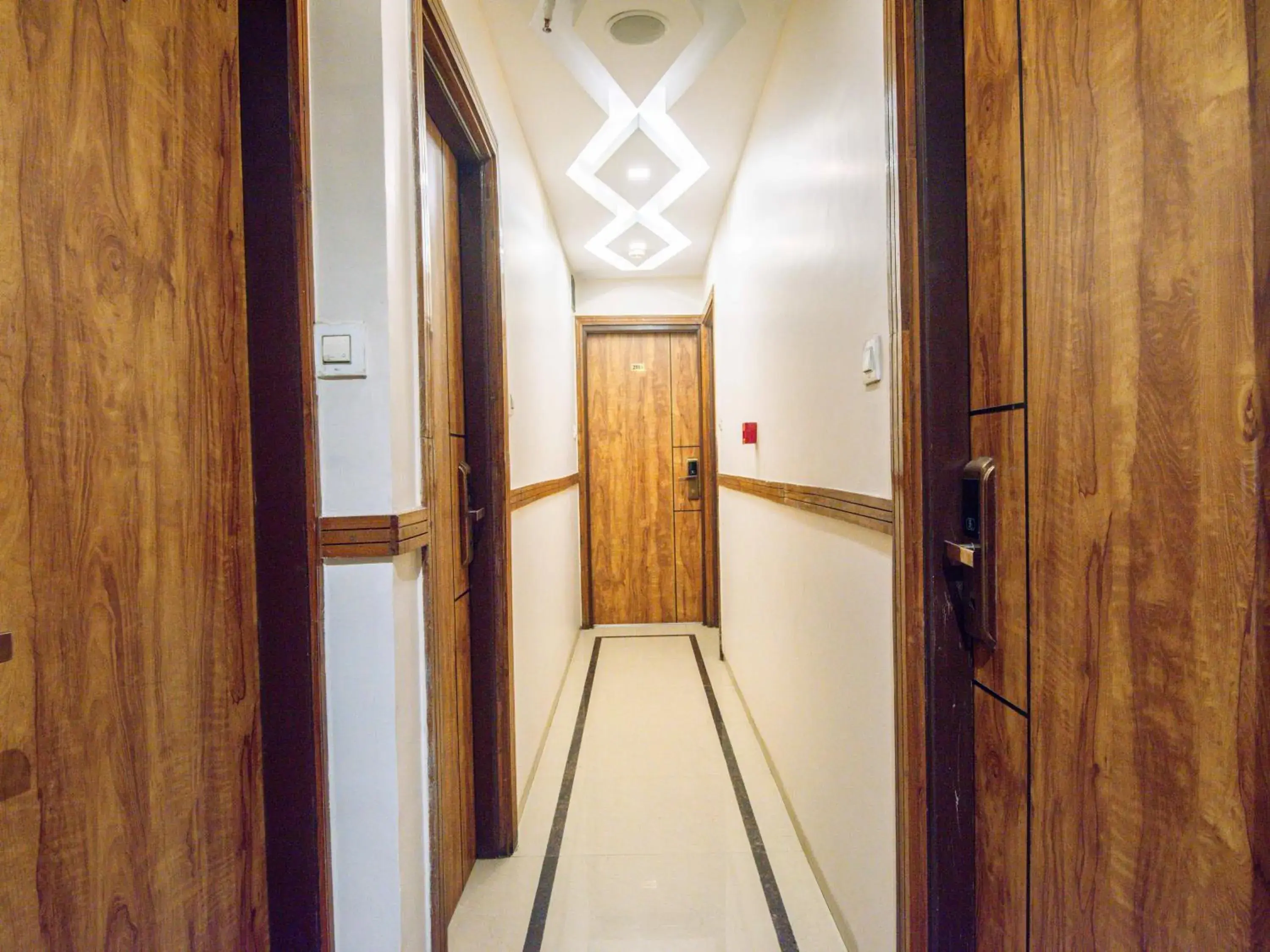 Lobby or reception in Treebo Amber Imperial Lobby or reception in Treebo Amber Imperial