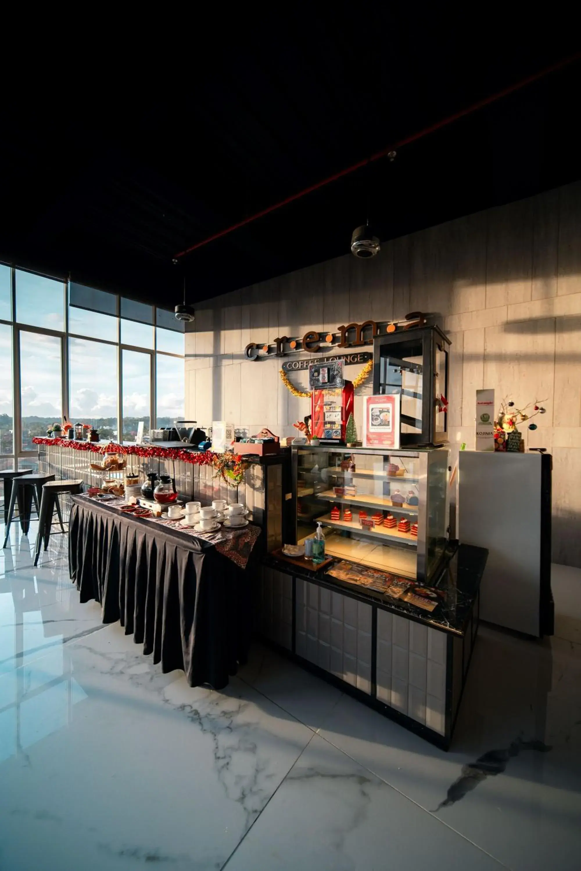 Lounge or bar in Trio Azana Style Kebumen Lounge or bar in Trio Azana Style Kebumen