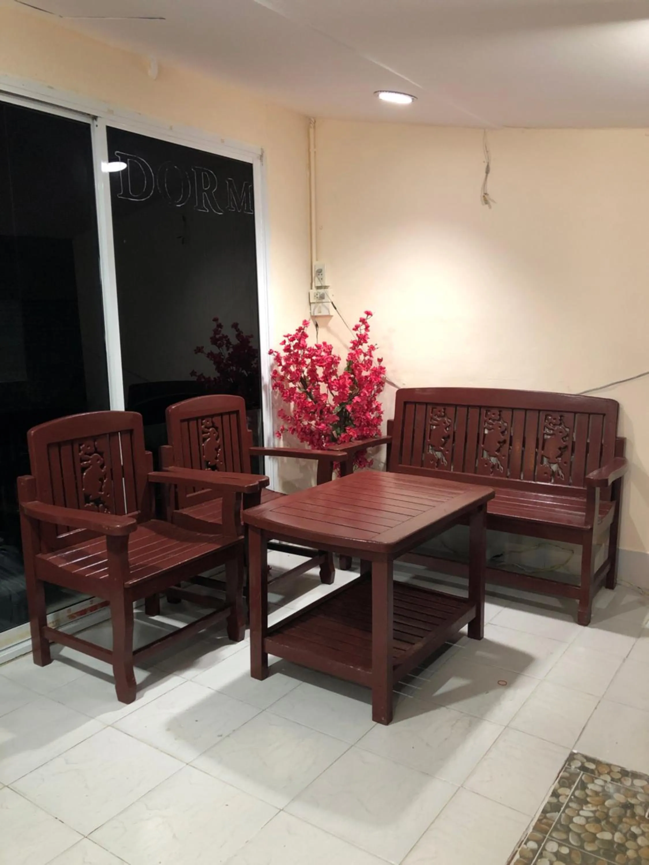 Phi Phi Paradise Hostel