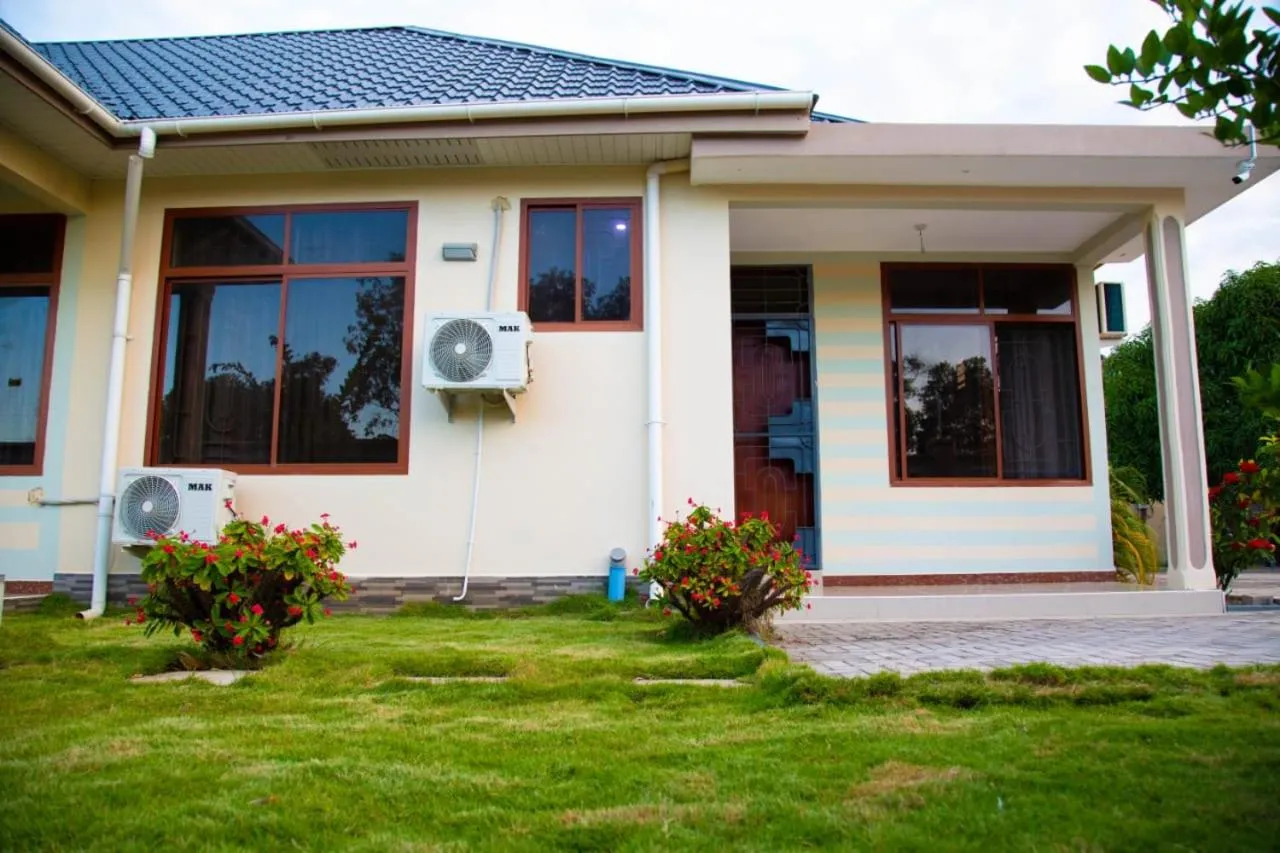 Property building in Joleen Safari Park