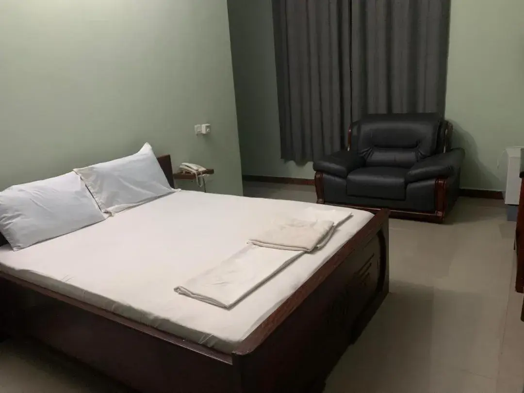 Deluxe Double Room - single occupancy in Joleen Safari Park Deluxe Double Room - single occupancy in Joleen Safari Park