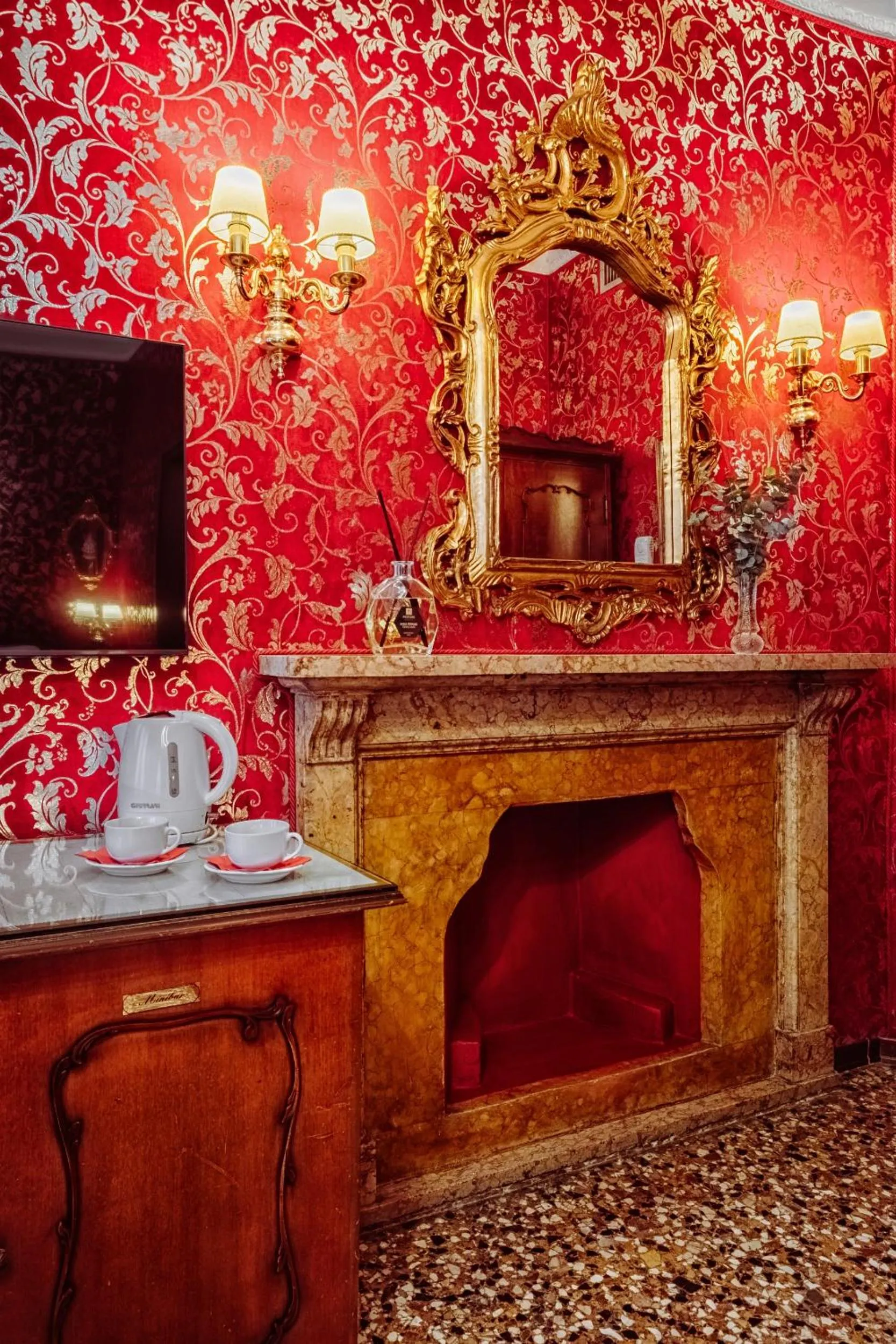 Decorative detail in Antica Locanda Sturion Residenza d'Epoca