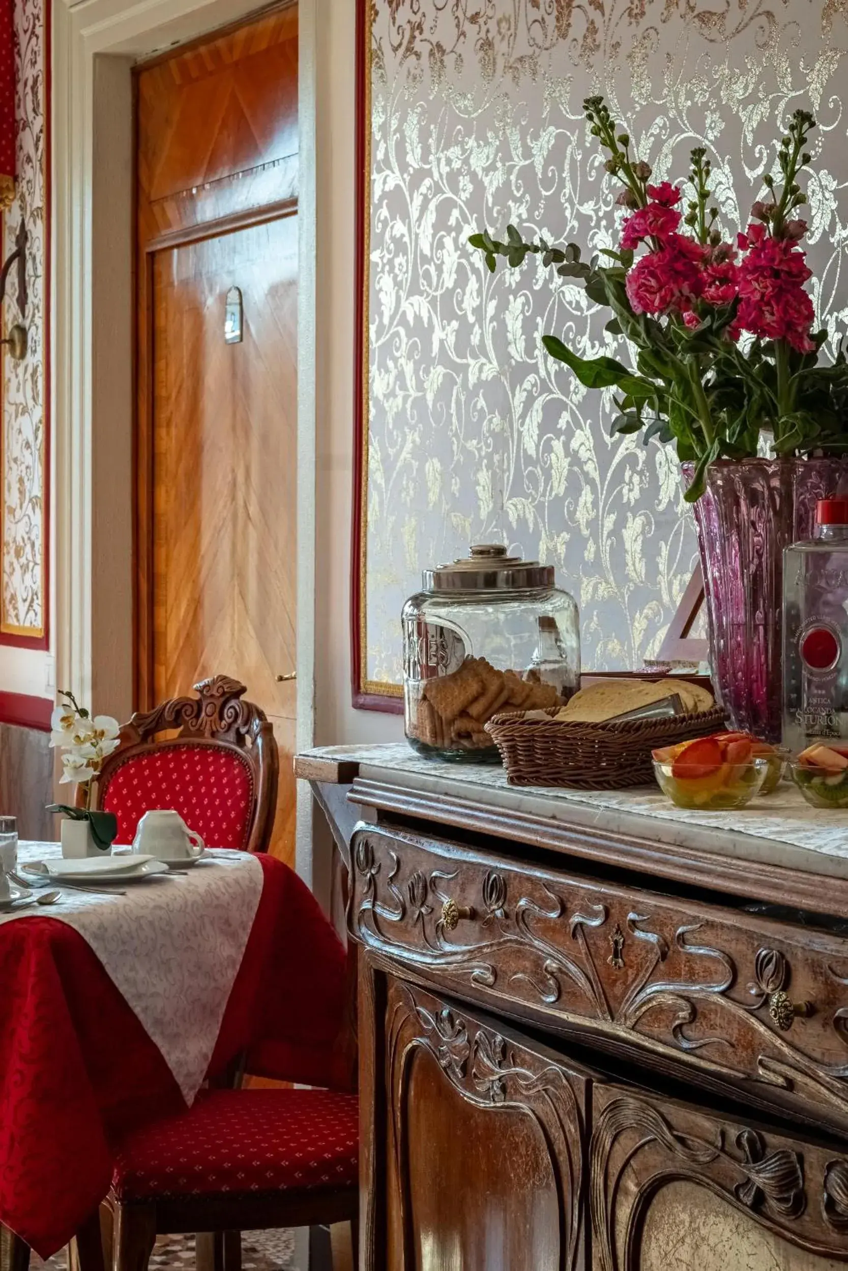 Breakfast in Antica Locanda Sturion Residenza d'Epoca Breakfast in Antica Locanda Sturion Residenza d'Epoca