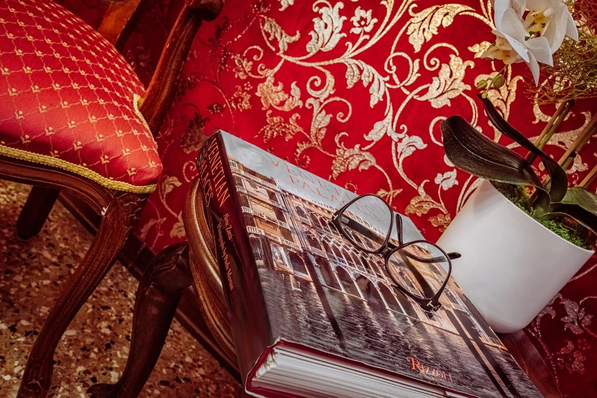 Decorative detail in Antica Locanda Sturion Residenza d'Epoca