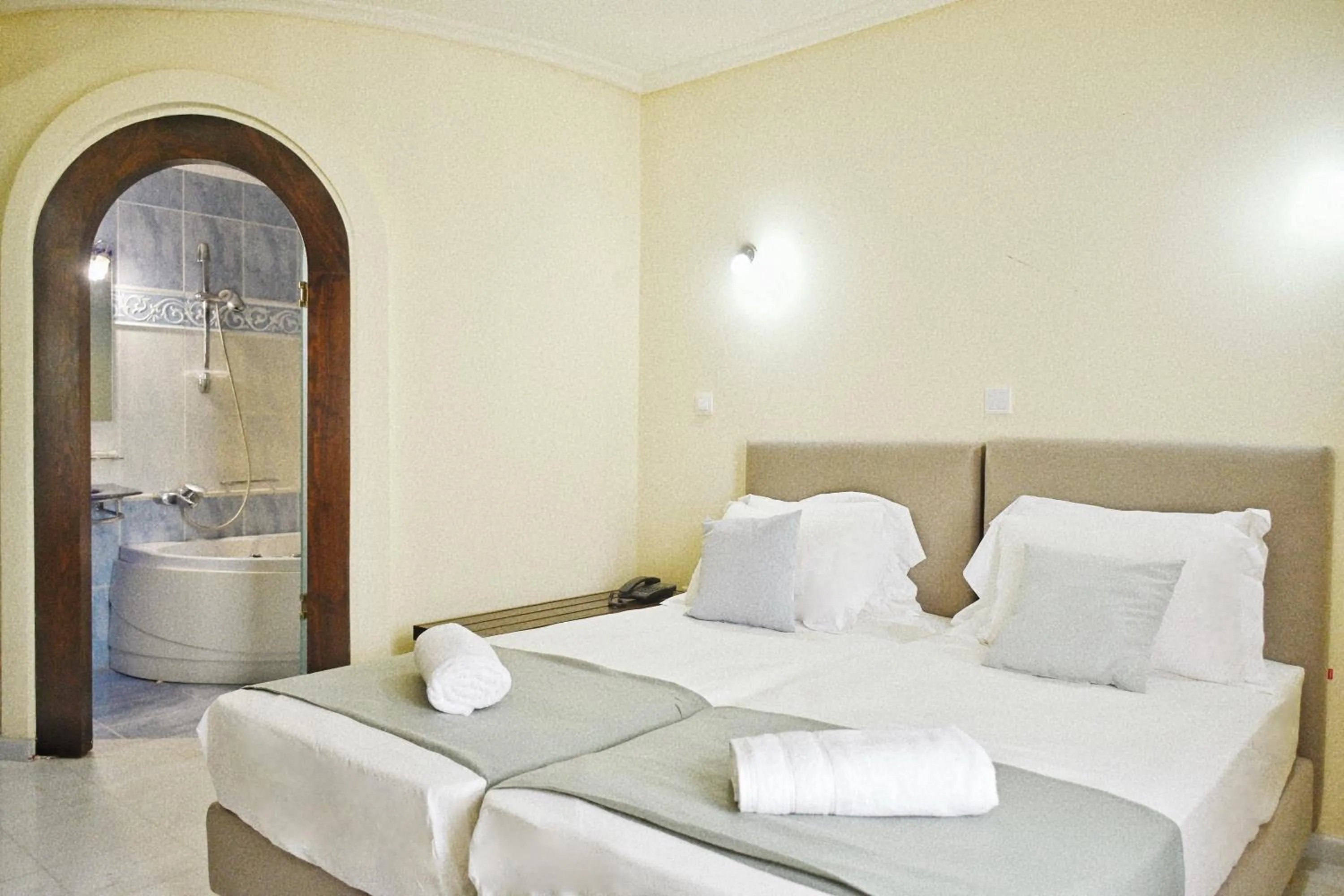 Bed in New Times Home & Hotels Near Metro Station Athens Center