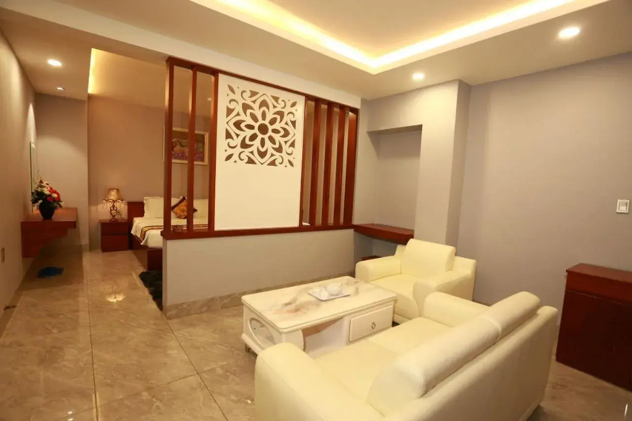 King Suite in THANH TAI HOTEL 2 King Suite in THANH TAI HOTEL 2