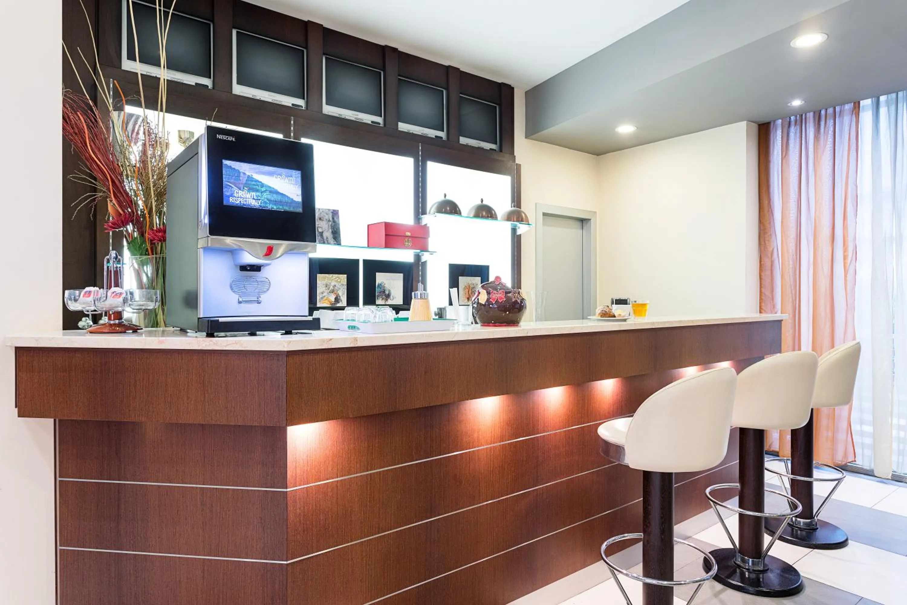 Breakfast in West Florence