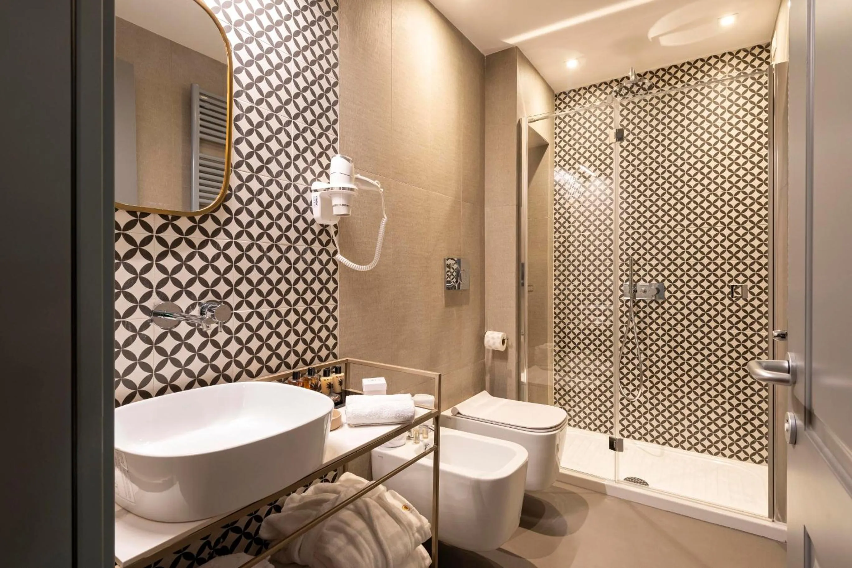 Shower in Loly Boutique Hotel Roma