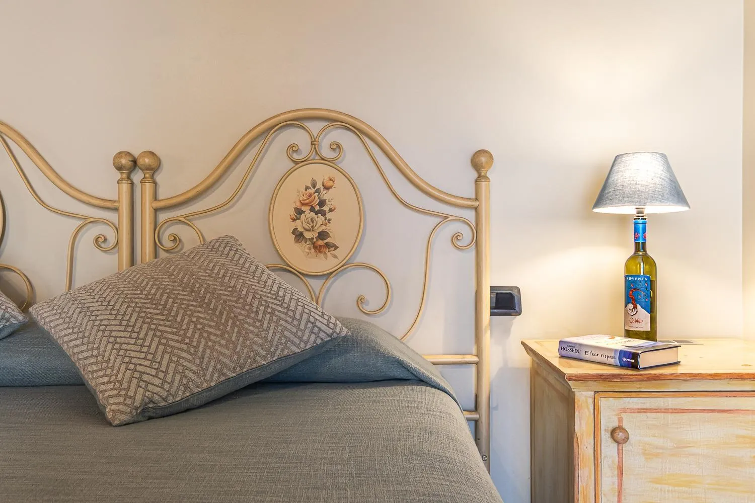 Decorative detail, Bed in Hotel Noce