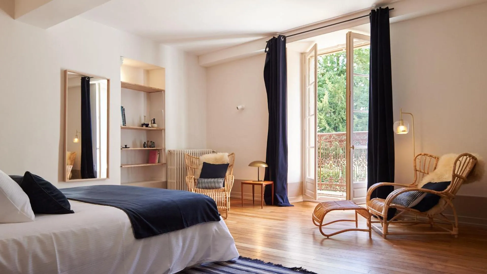 Bed in Maison Laroze