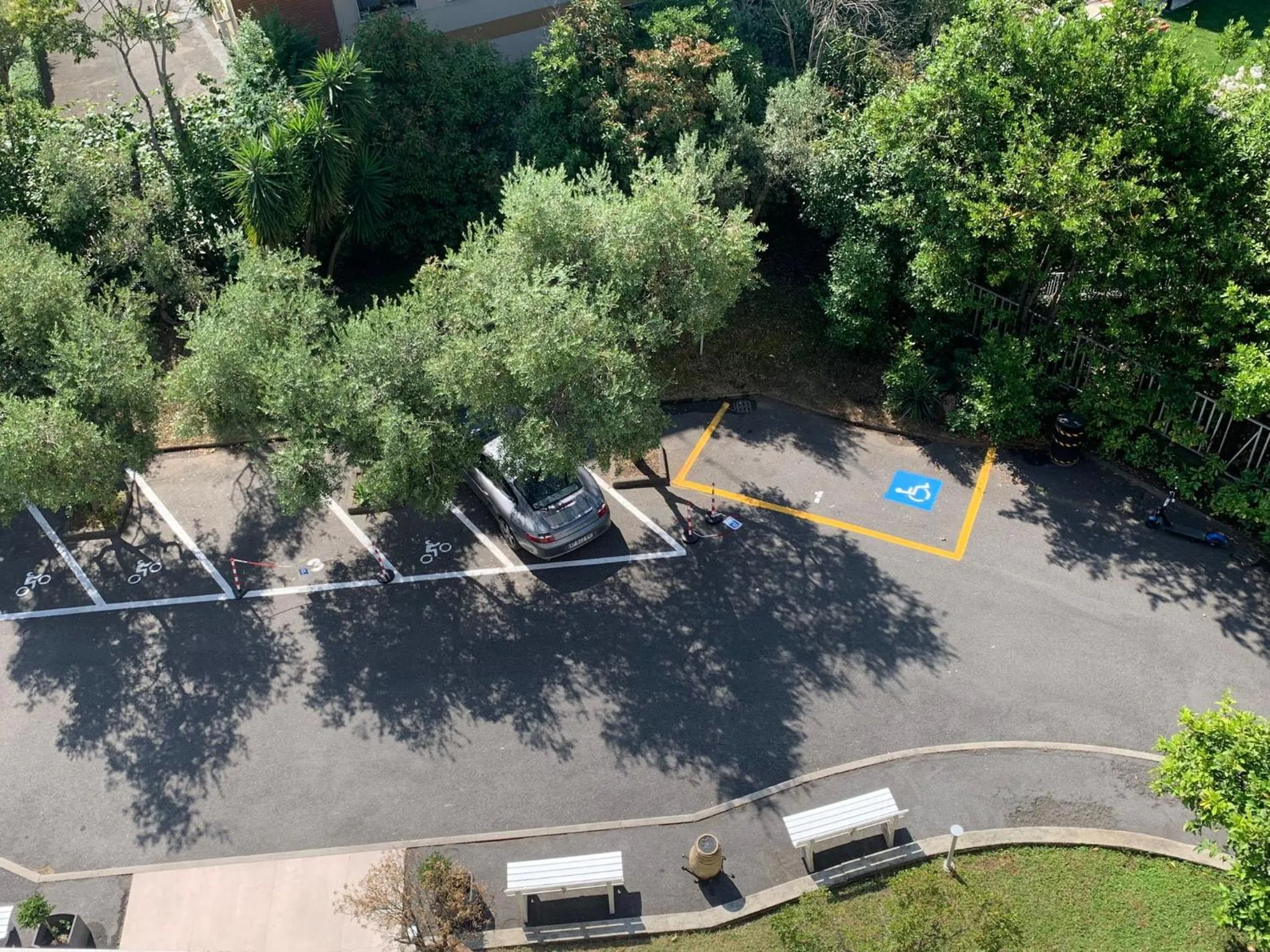 Neighbourhood in Hotel Ghironi