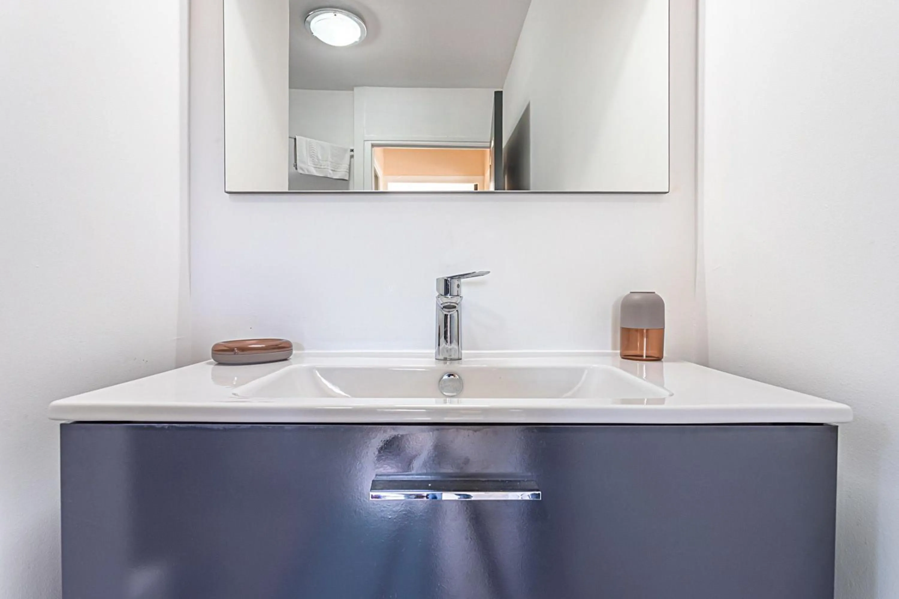 Bathroom in Villa spacieuse à Saint-François avec piscine privée