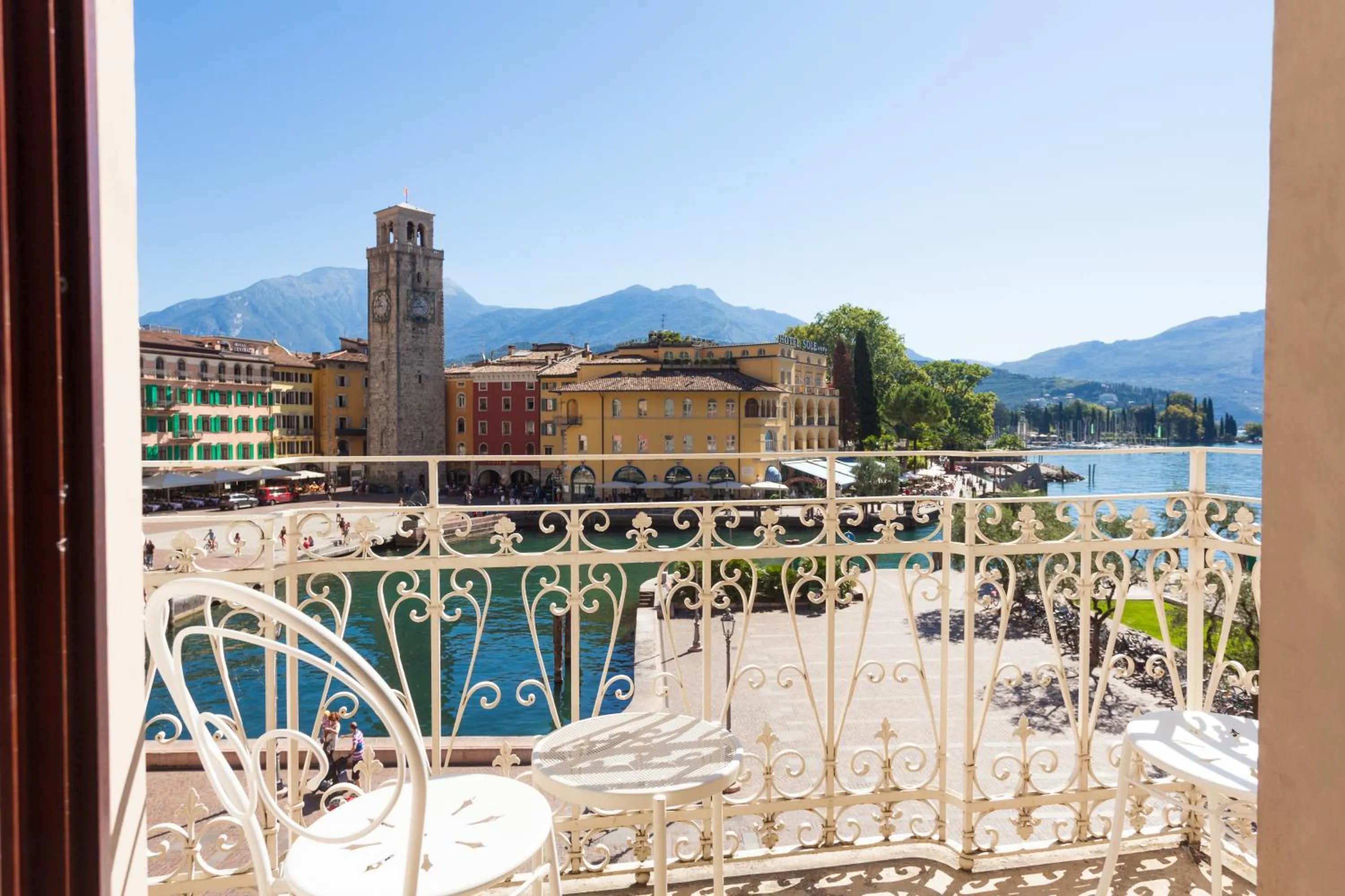 Lake view in Hotel Europa - Skypool & Panorama