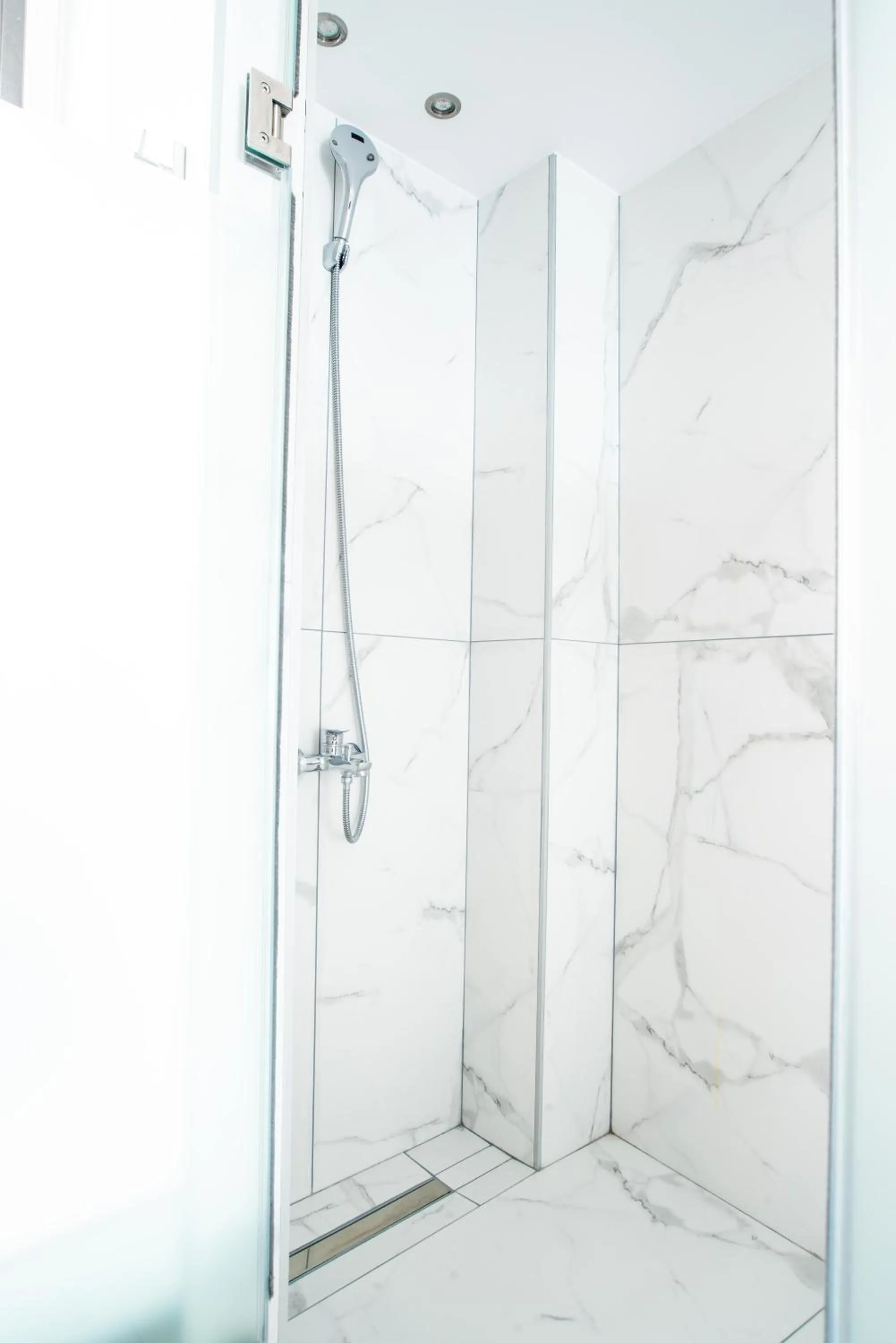 Shower in Sea & the City