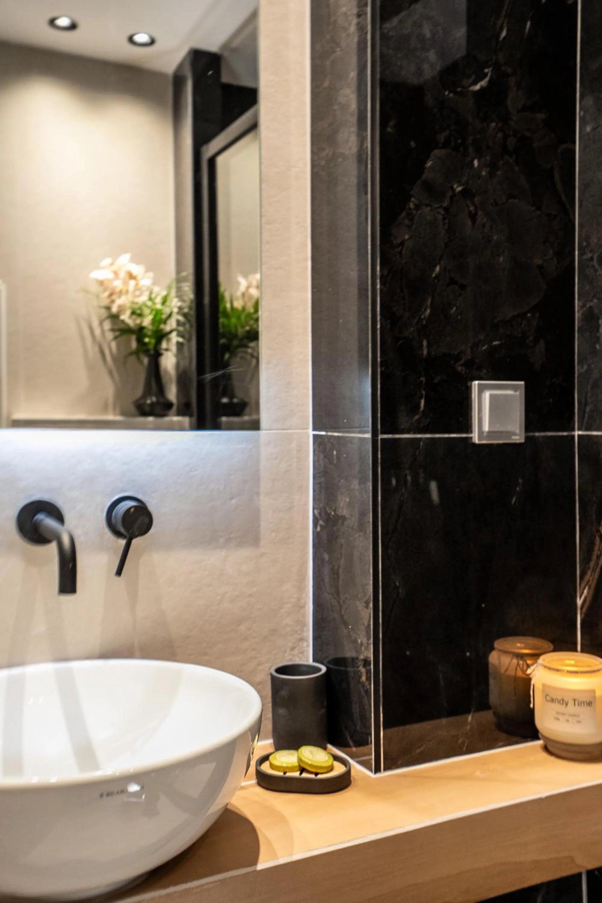 Bathroom in Sea & the City