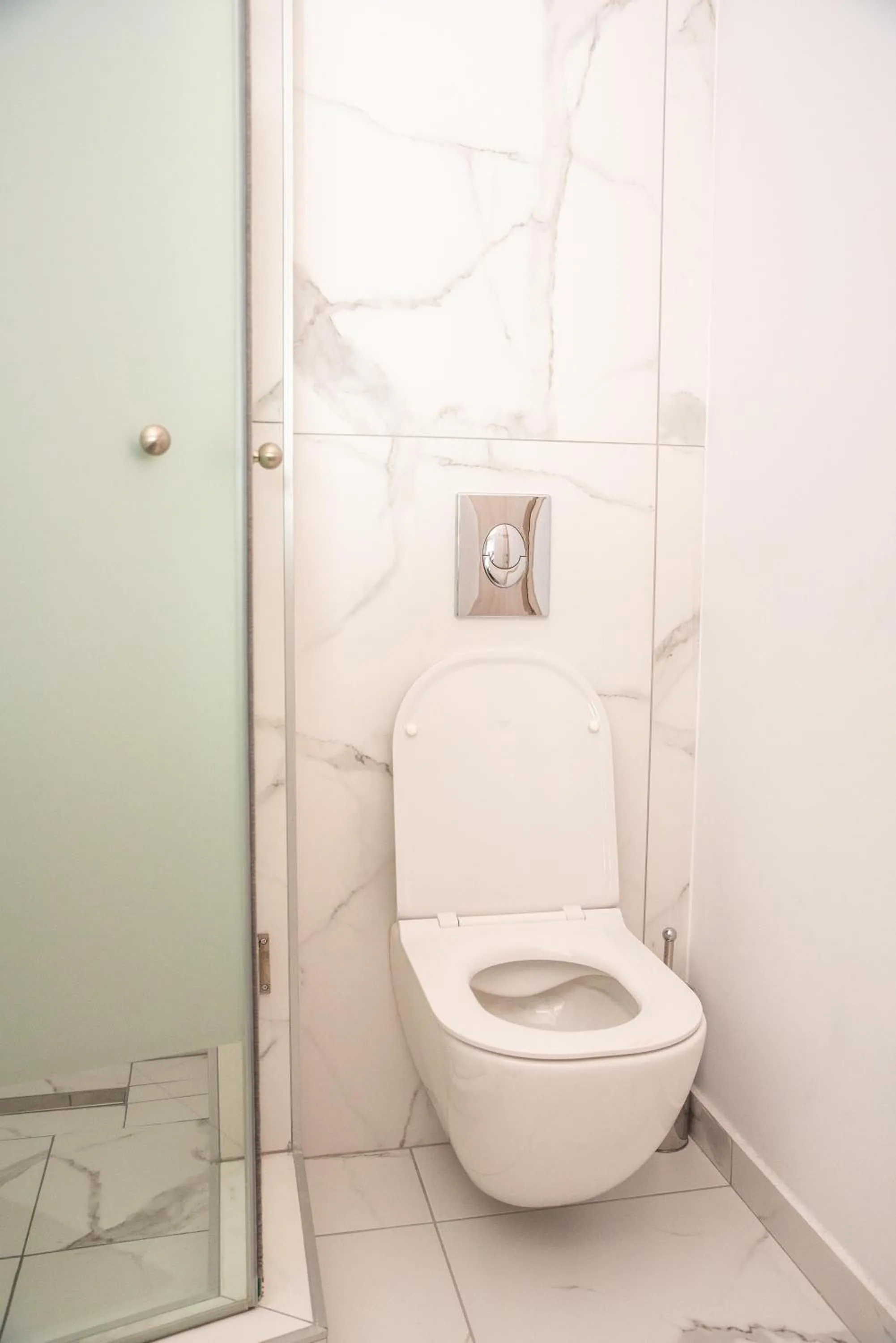 Toilet in Sea & the City