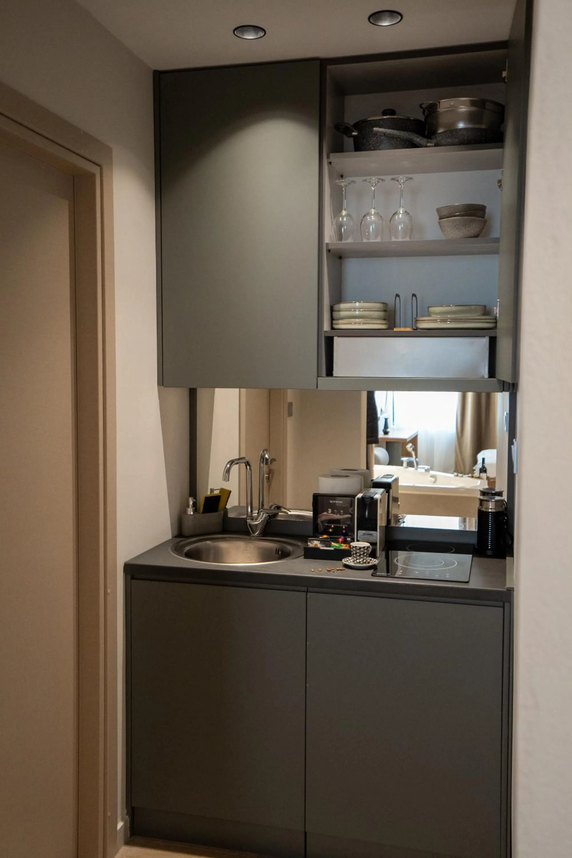 Kitchen or kitchenette in Sea & the City